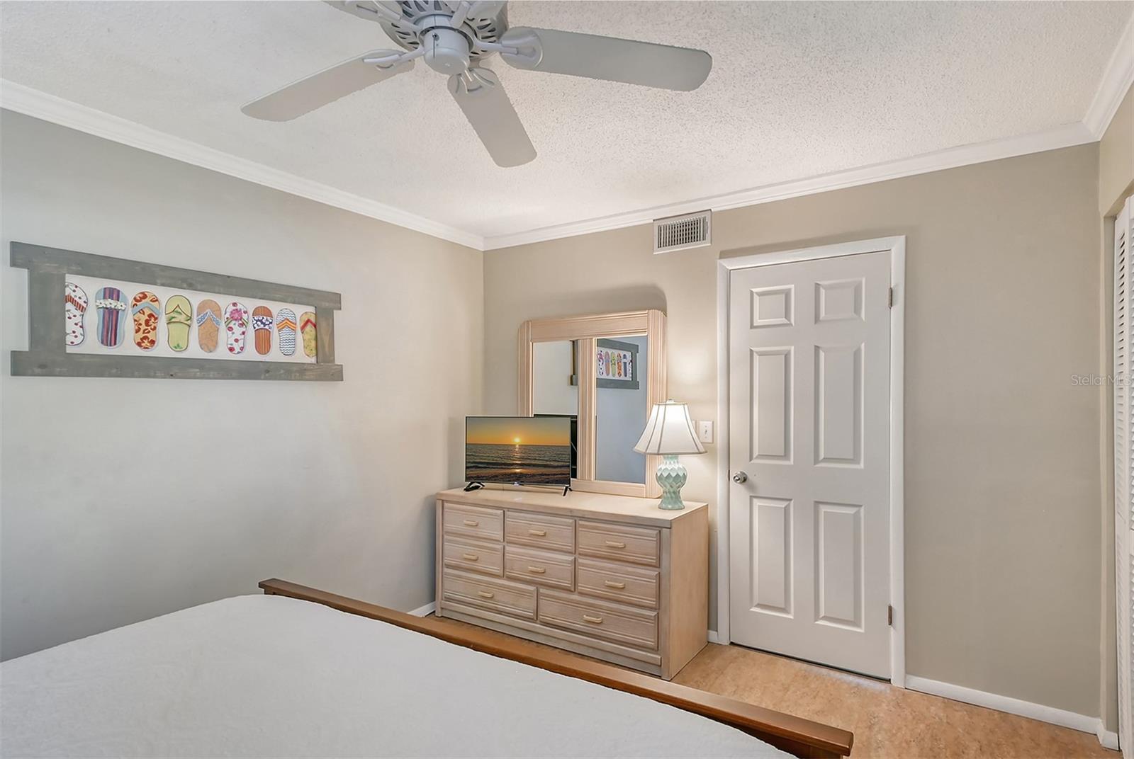 6157 MIDNIGHT PASS RD #G11 — photo 26