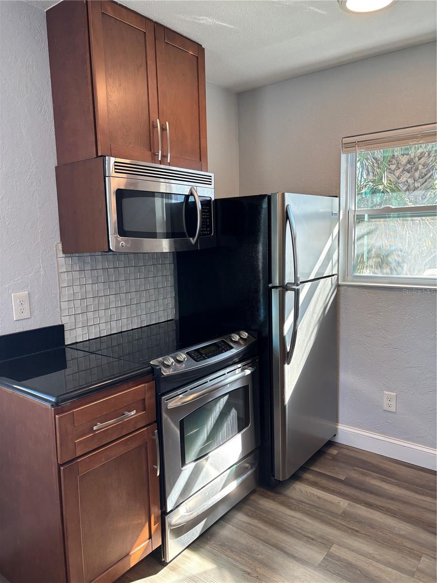 420 15TH AVE S #1/2 — photo 5