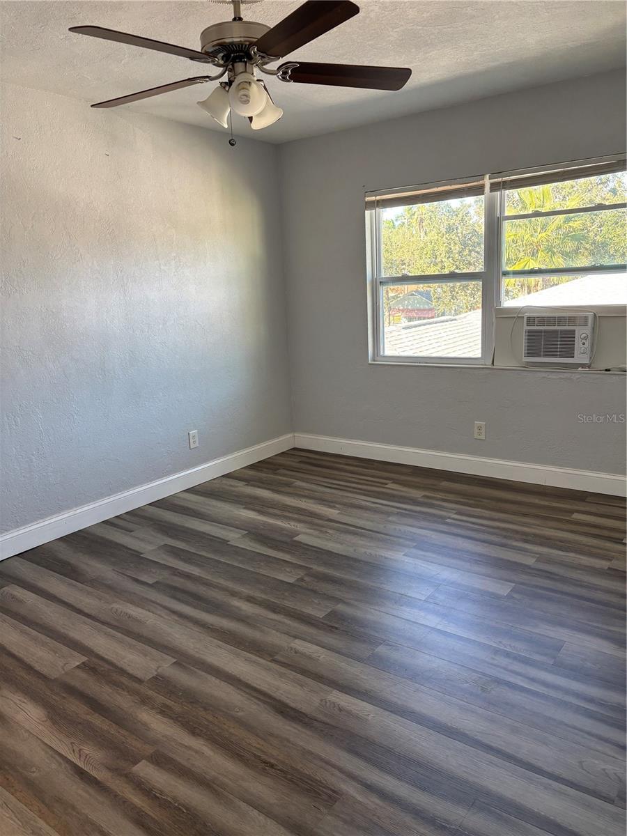 420 15TH AVE S #1/2 — photo 10