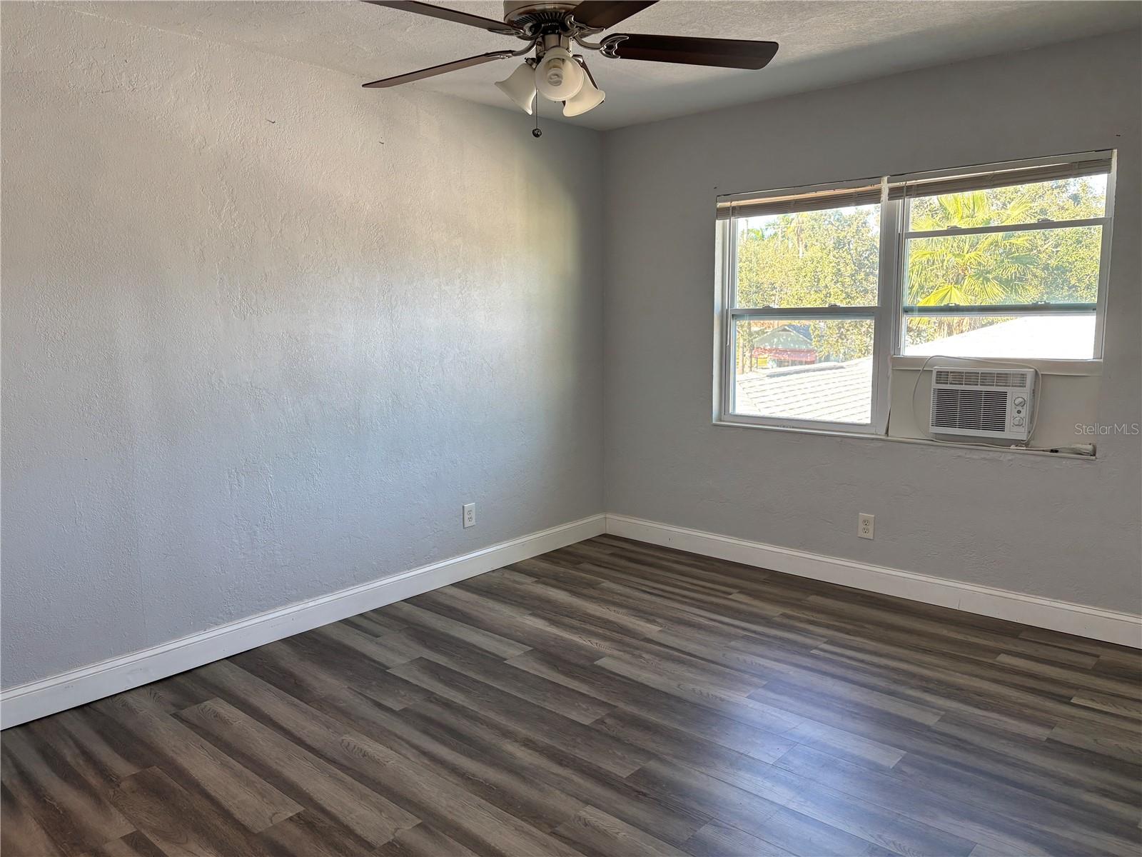 420 15TH AVE S #1/2 — photo 9