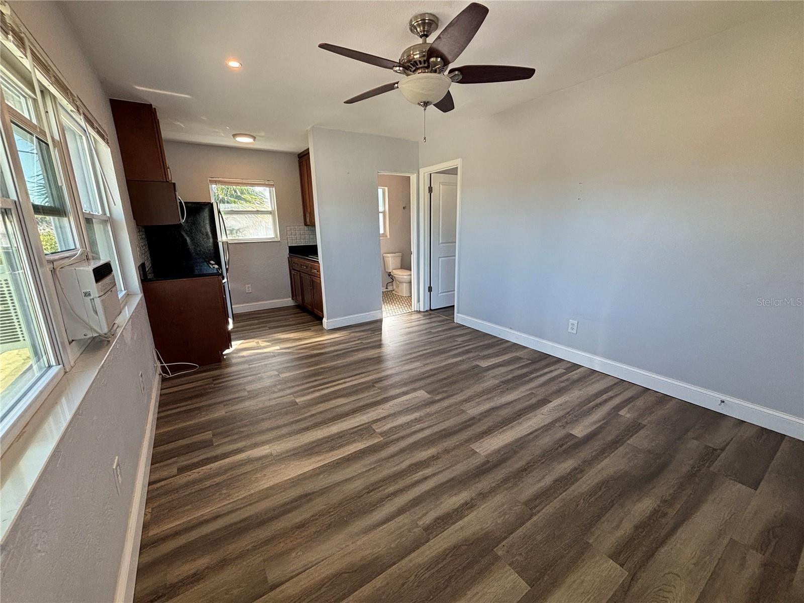 420 15TH AVE S #1/2 — photo 4