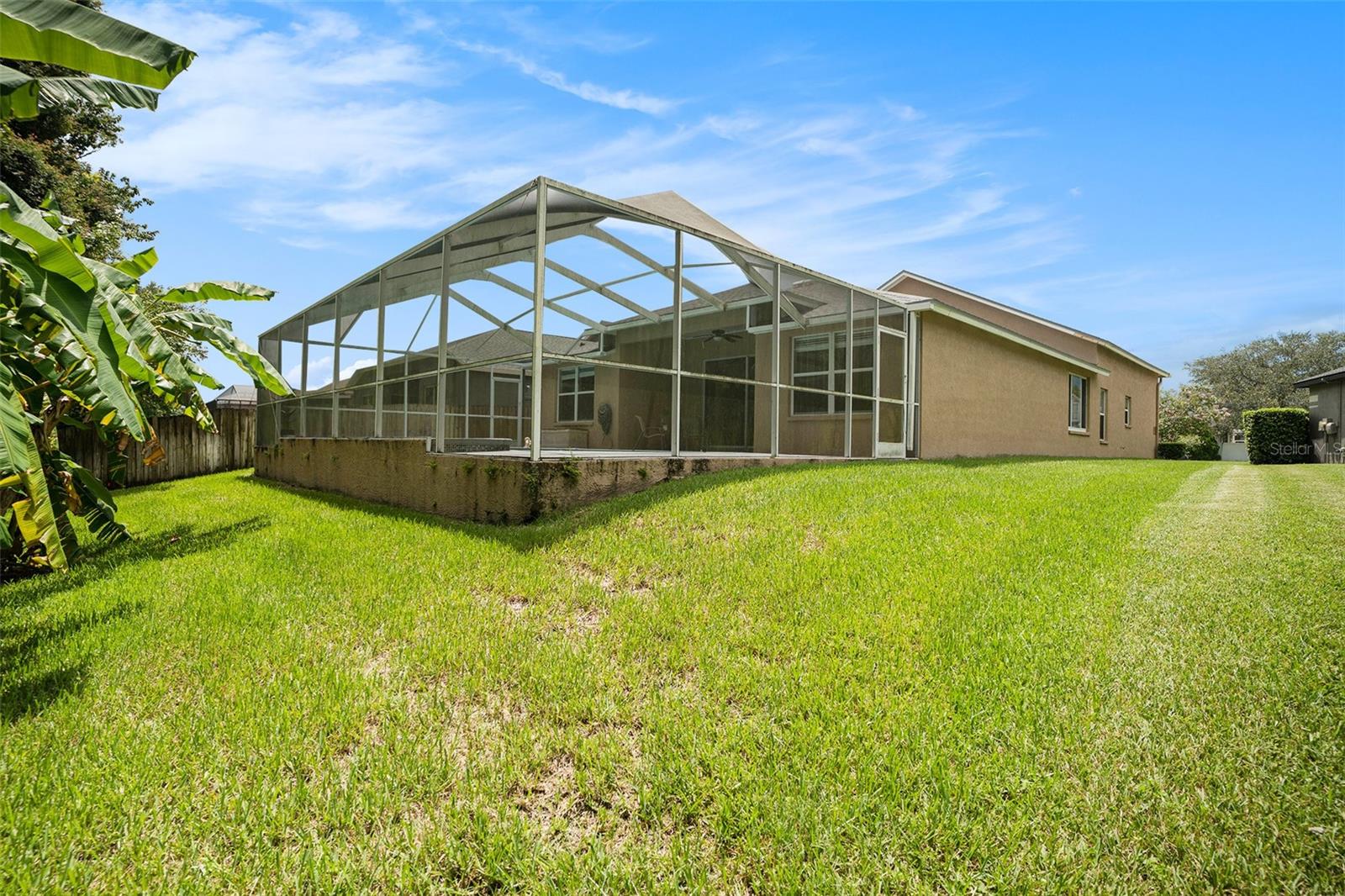 2132 RENSSELAER DR — photo 37
