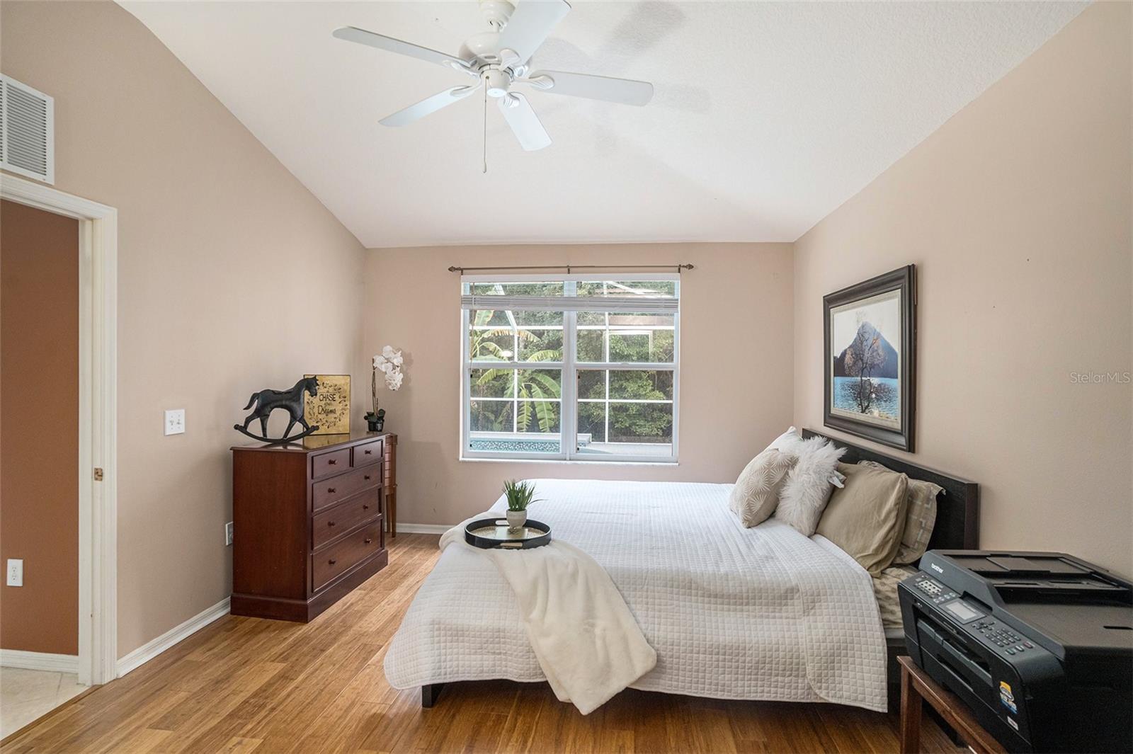 2132 RENSSELAER DR — photo 16