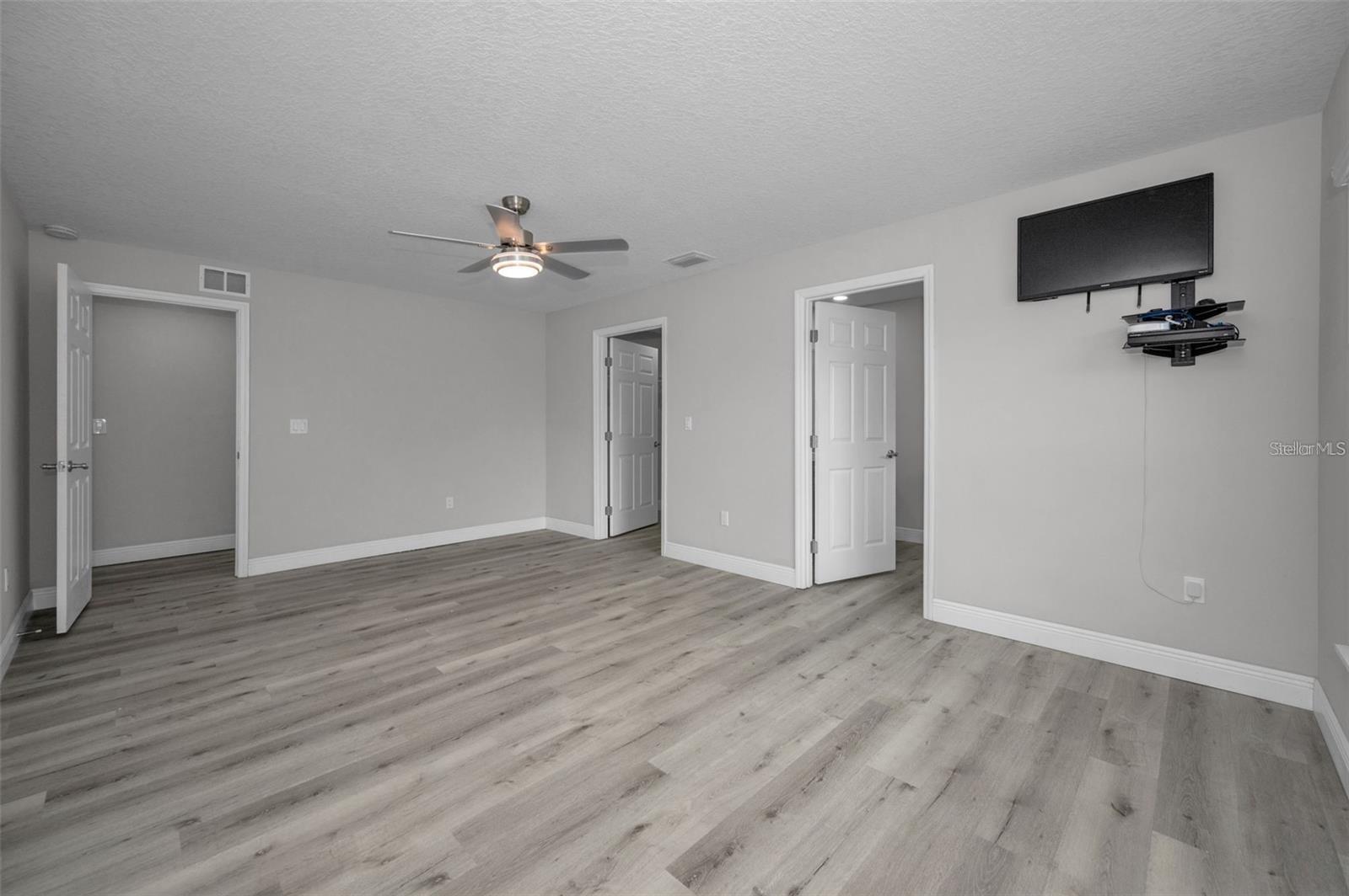 2307 N 47TH ST — photo 10