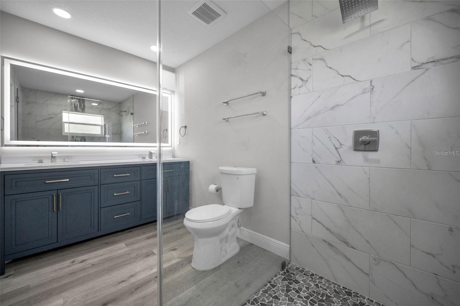 2307 N 47TH ST — photo 12