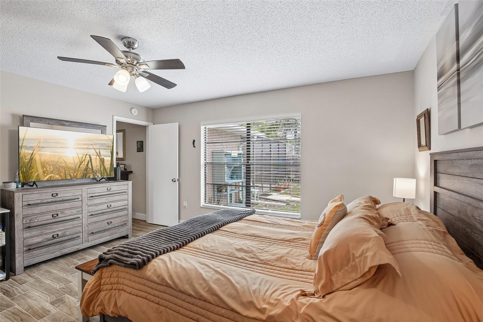 12630 CEDAR RIDGE DR — photo 17