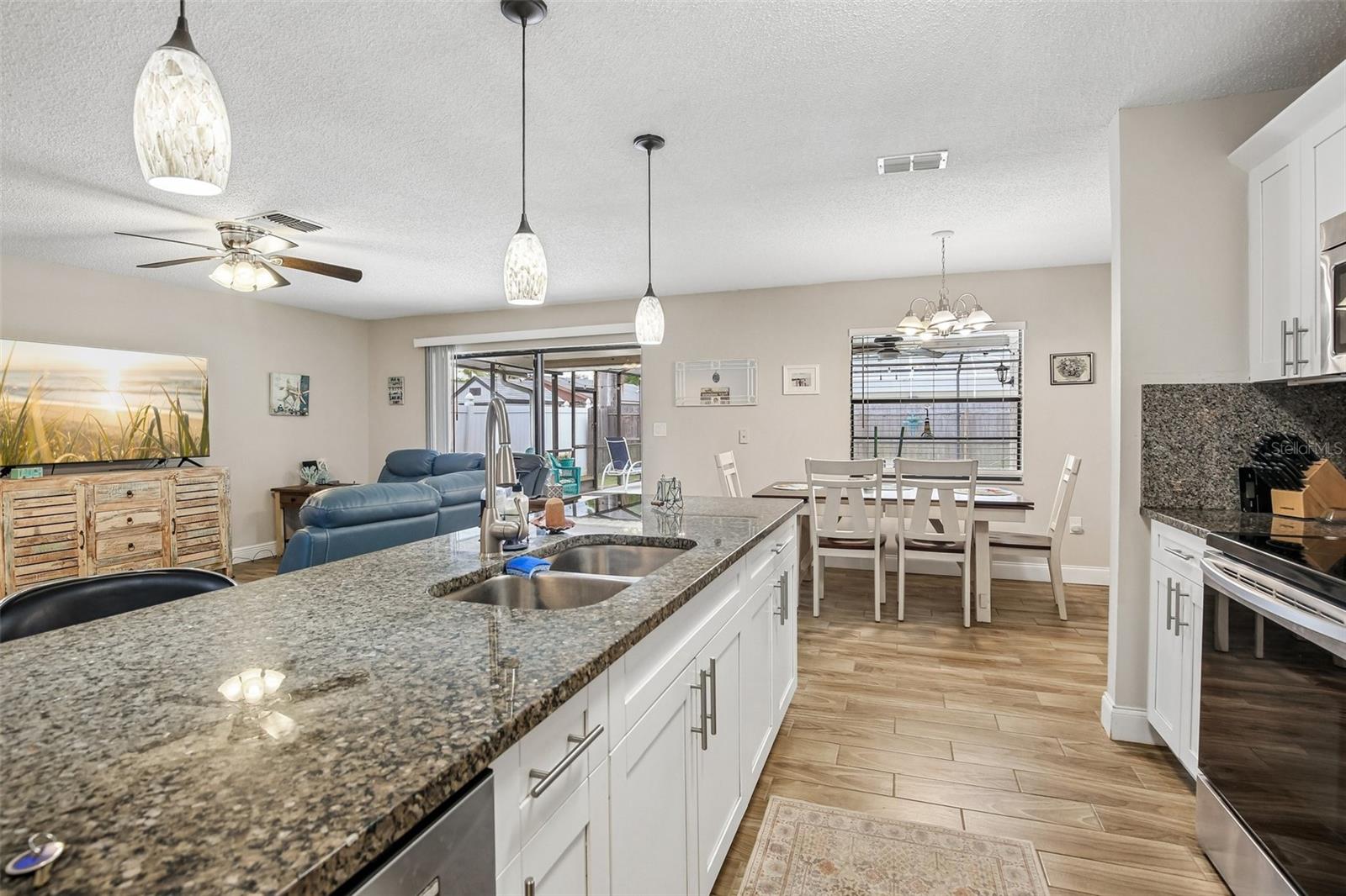 12630 CEDAR RIDGE DR — photo 6