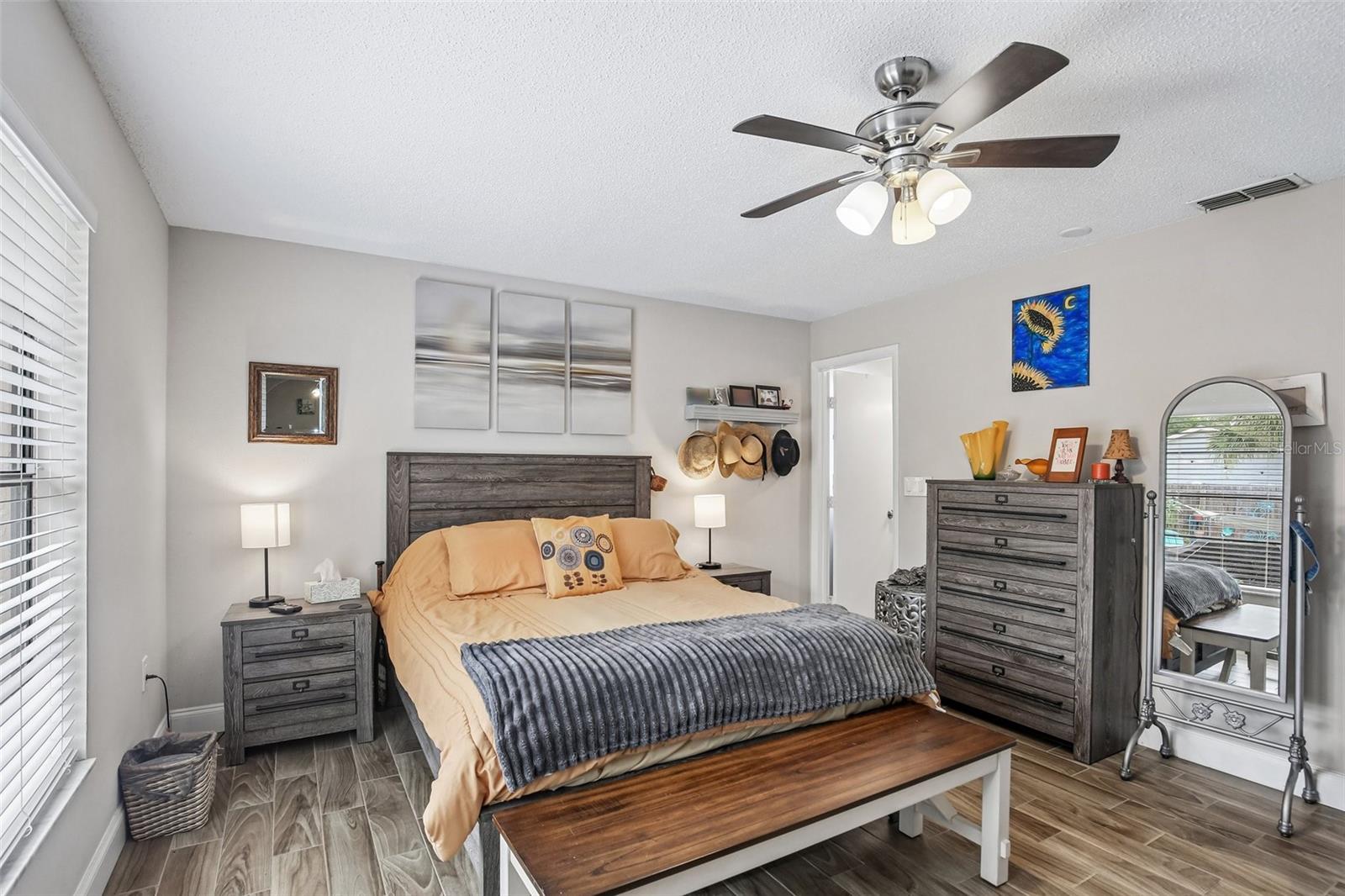 12630 CEDAR RIDGE DR — photo 15