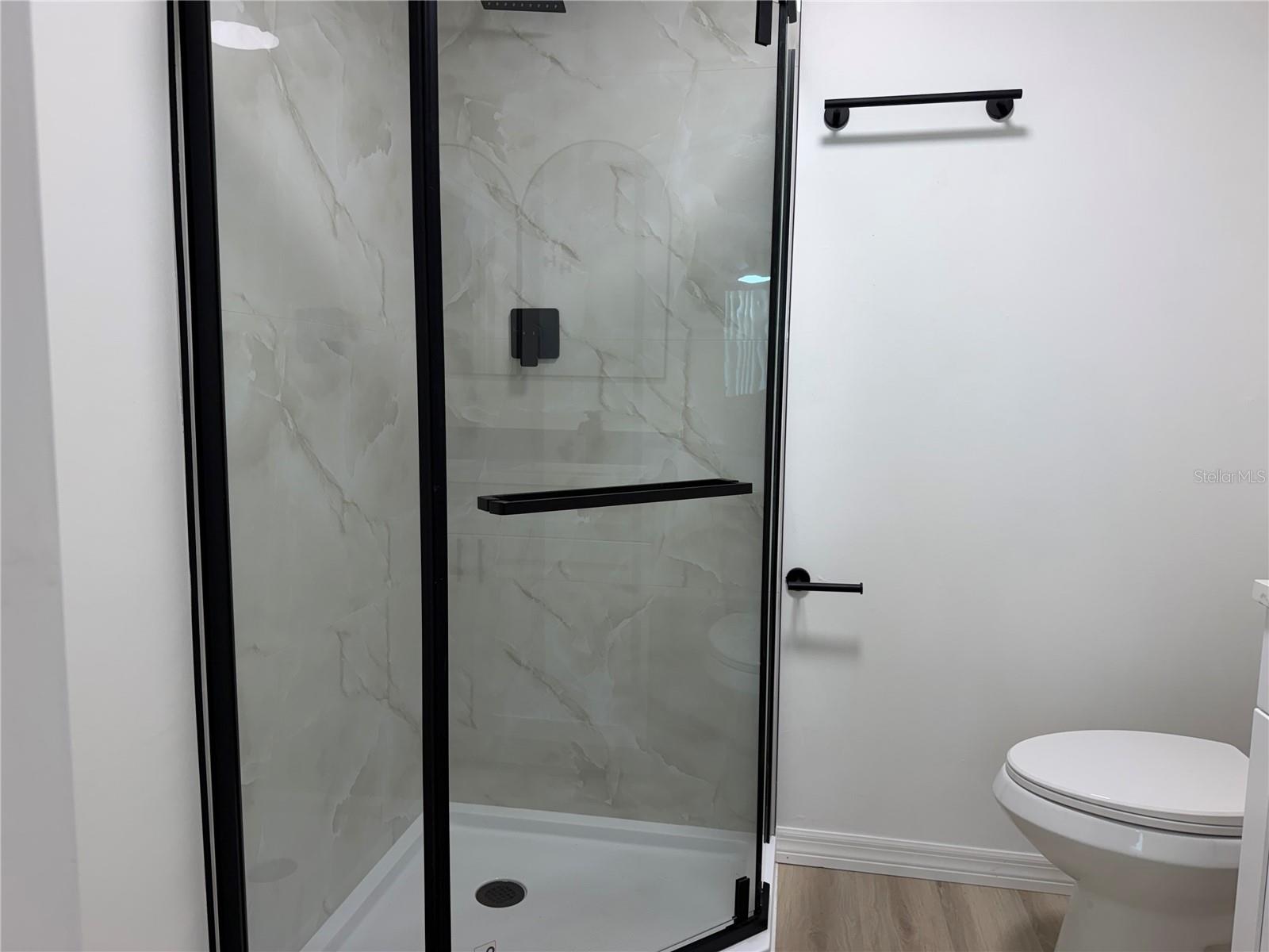 4533 GRAND CENTRAL AVE — photo 8