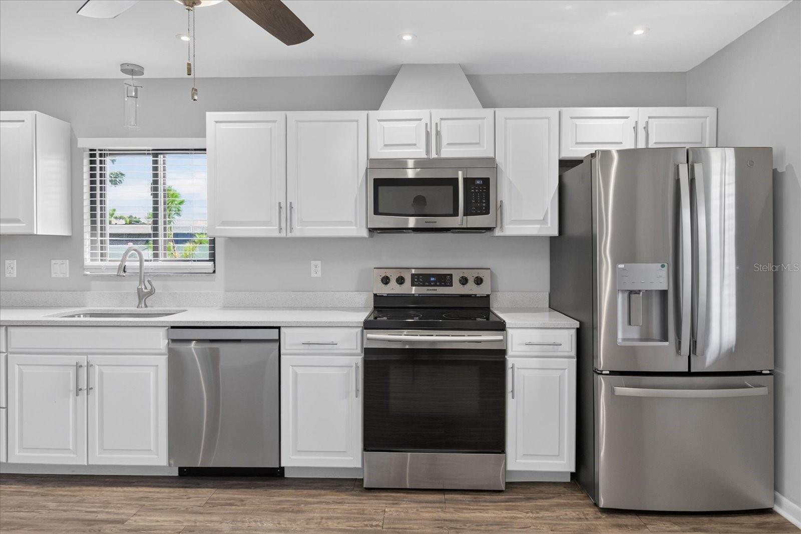 7360 ULMERTON RD #2E — photo 8