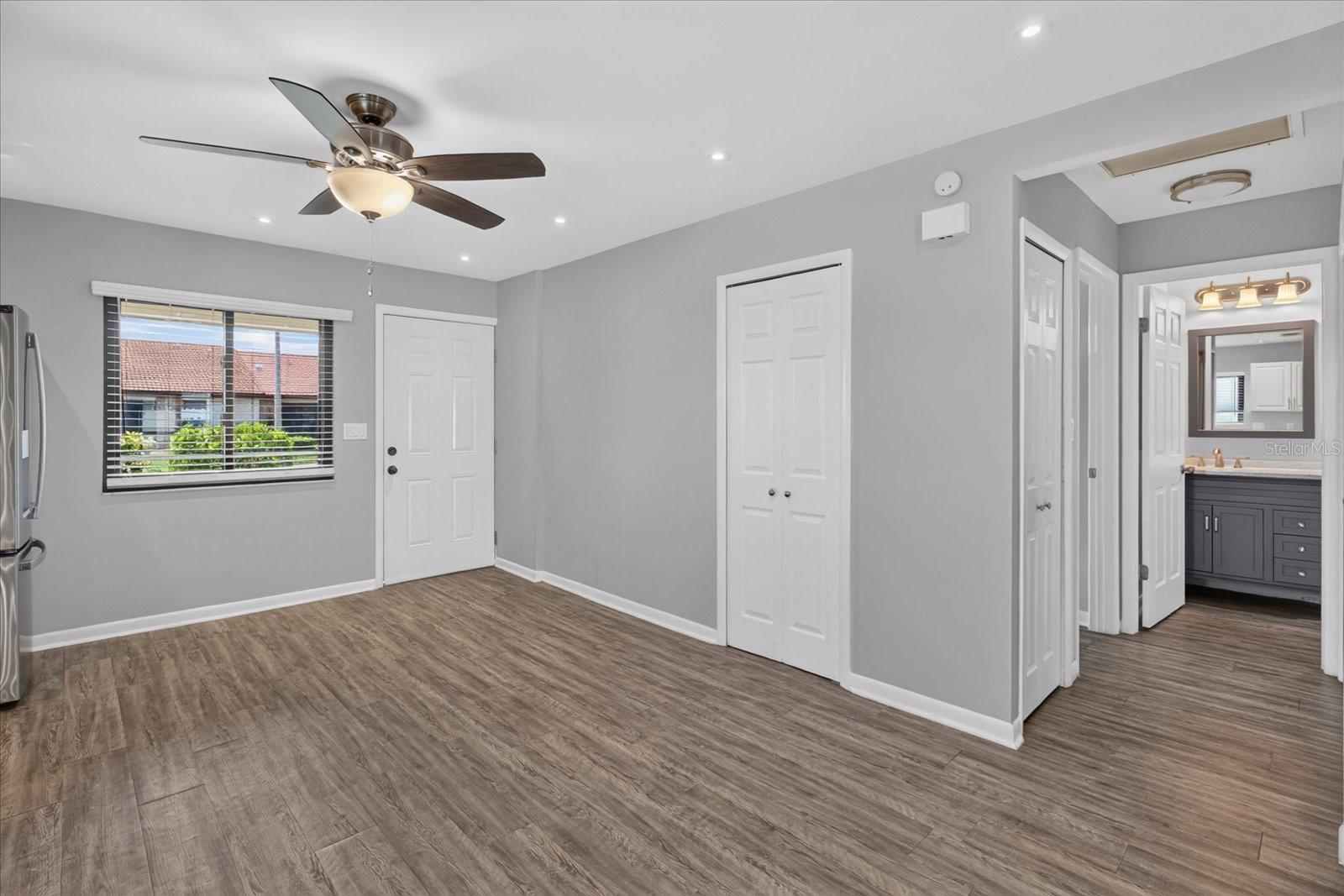 7360 ULMERTON RD #2E — photo 5