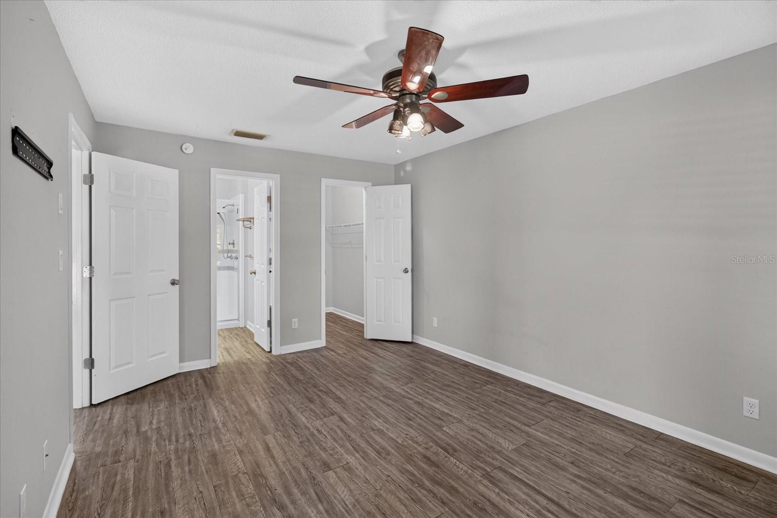 7360 ULMERTON RD #2E — photo 22