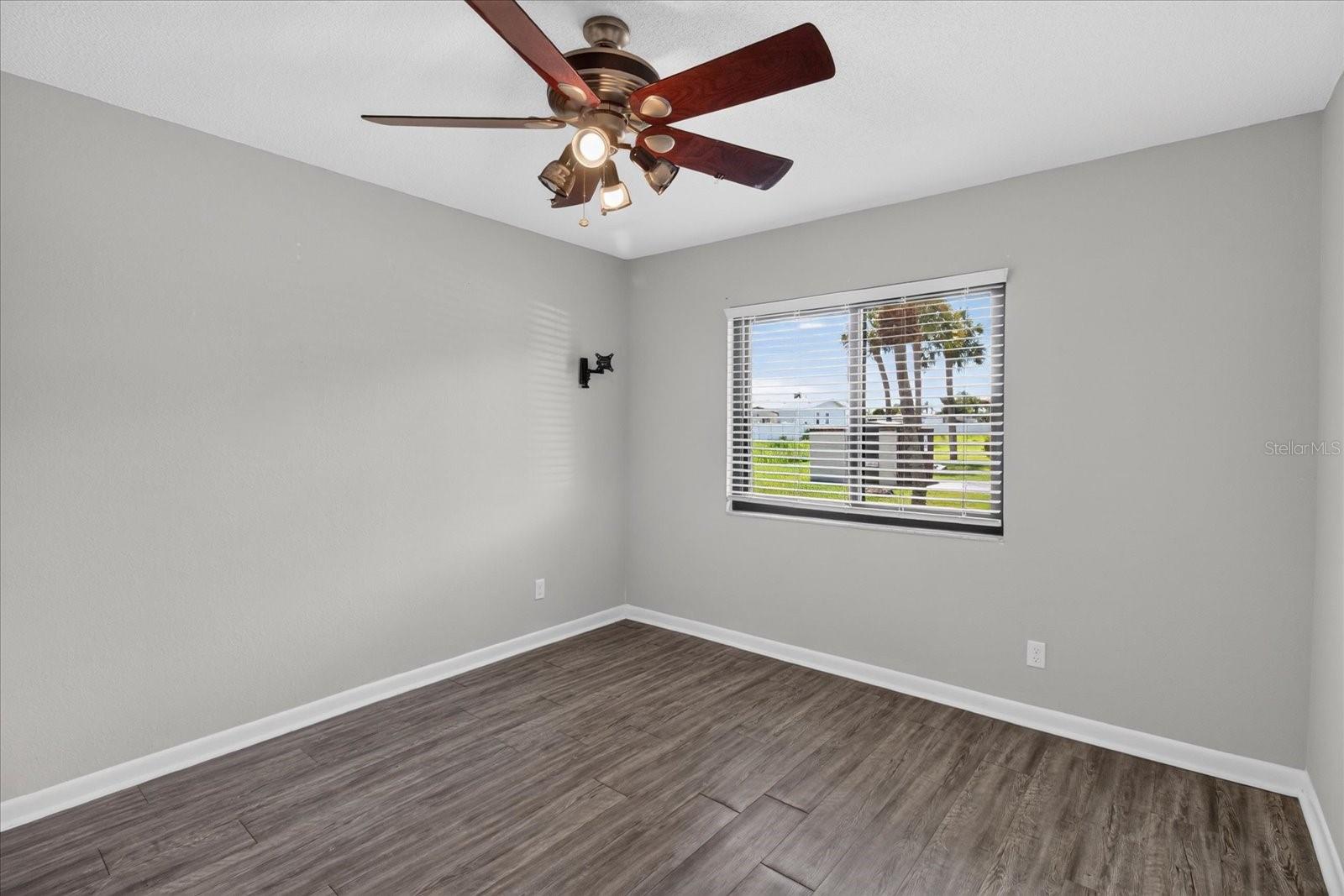 7360 ULMERTON RD #2E — photo 26