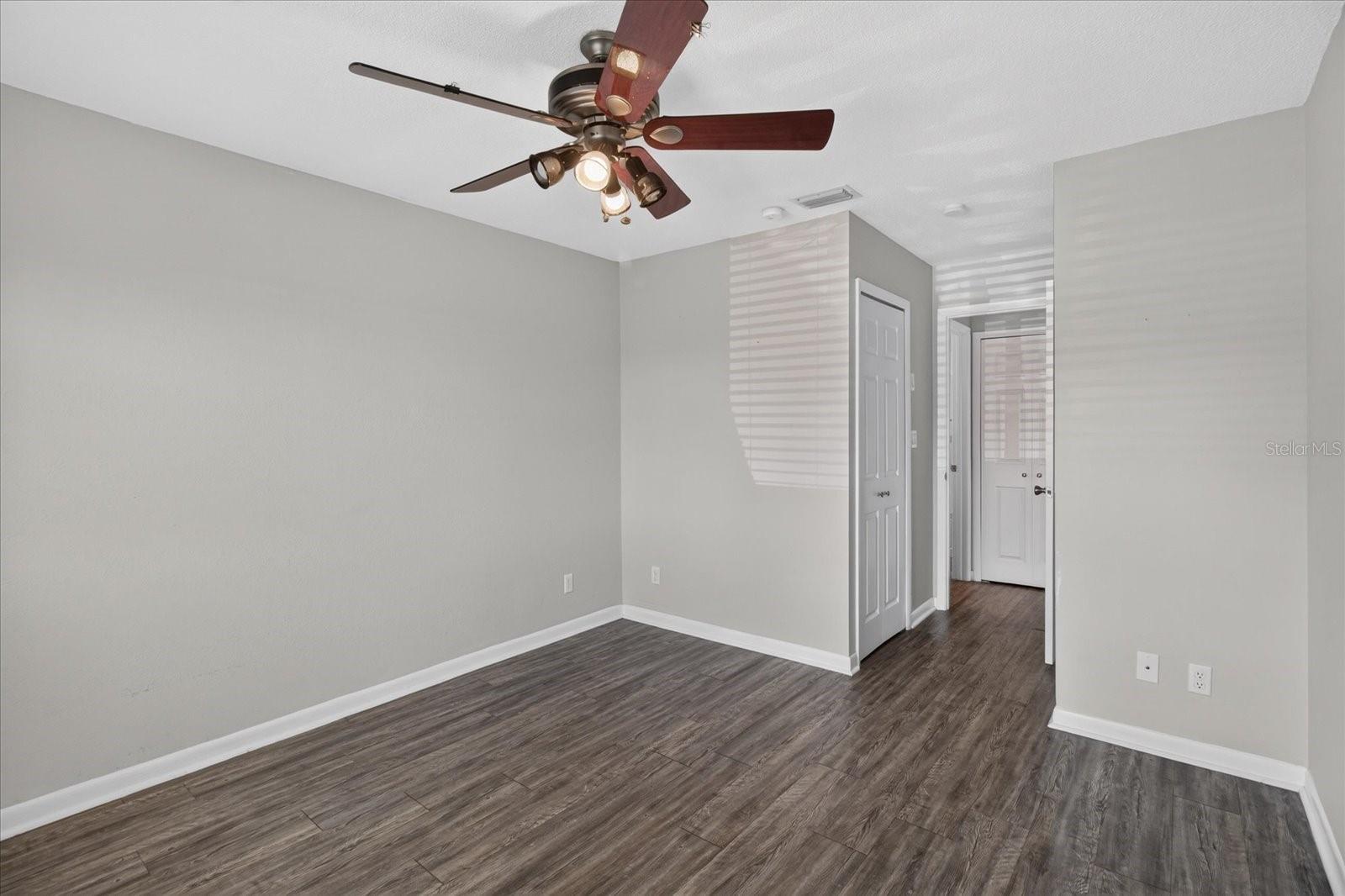 7360 ULMERTON RD #2E — photo 28