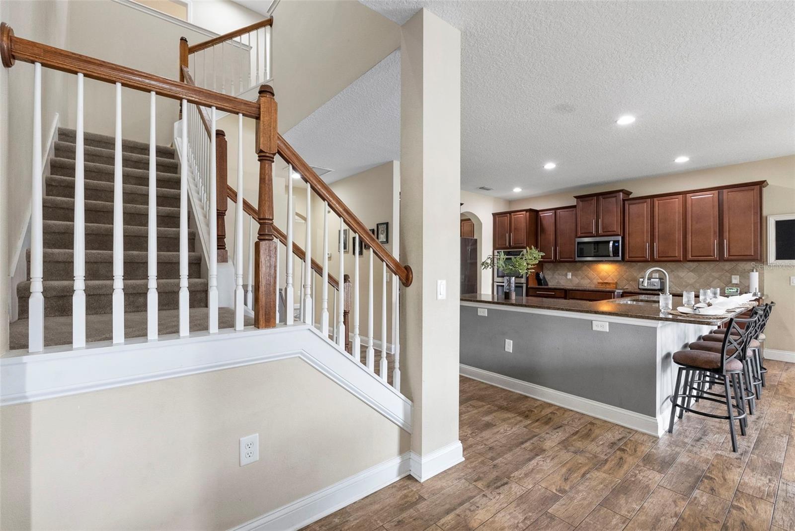20147 OAKFLOWER AVE — photo 16