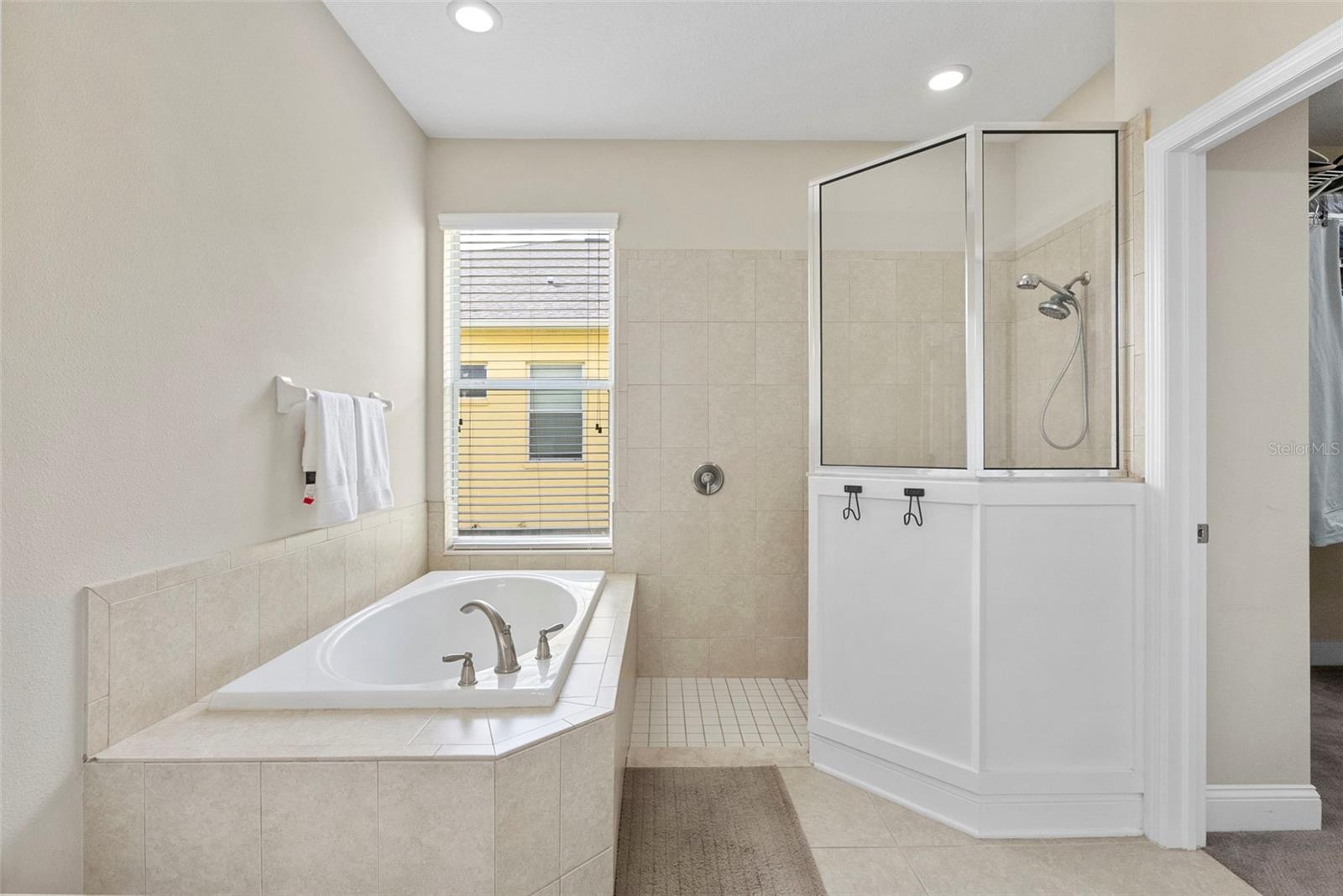 20147 OAKFLOWER AVE — photo 27