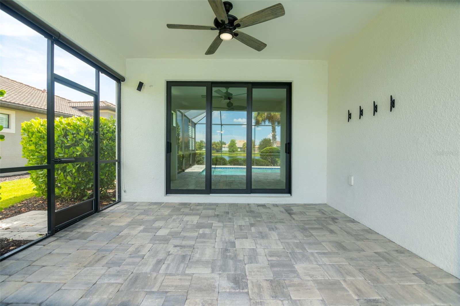 12294 MYRTLE BAY CT — photo 37