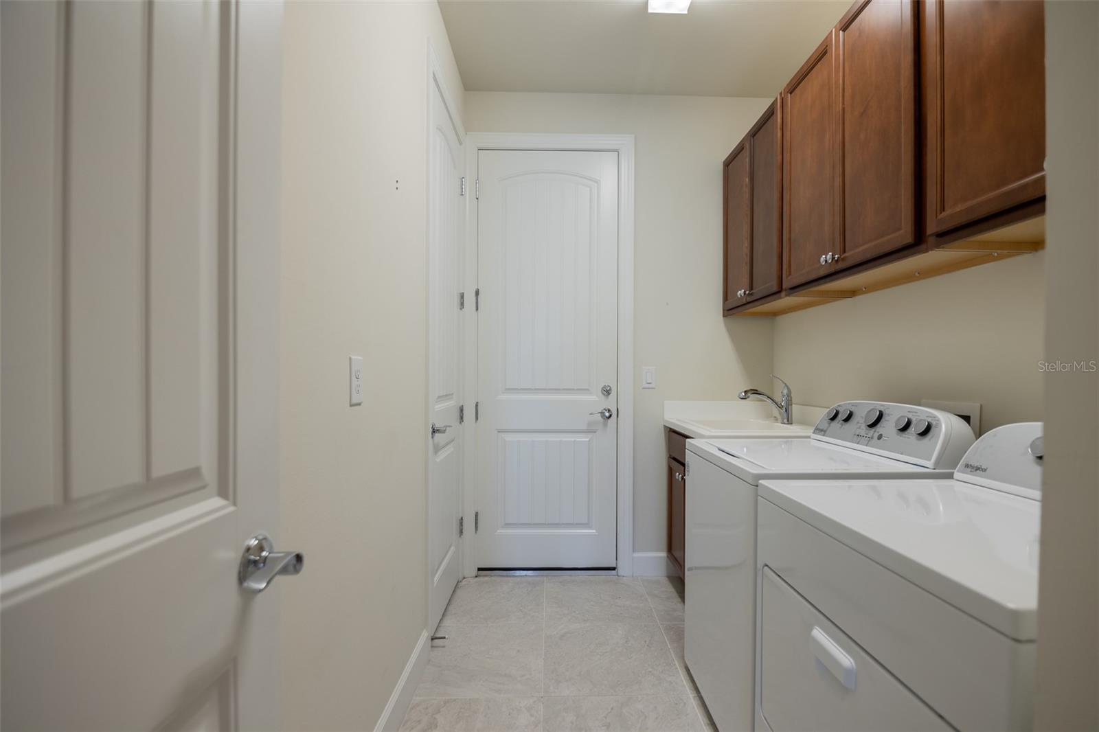 12294 MYRTLE BAY CT — photo 32