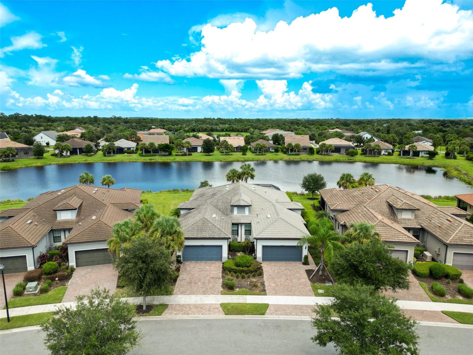 12294 MYRTLE BAY CT — photo 40
