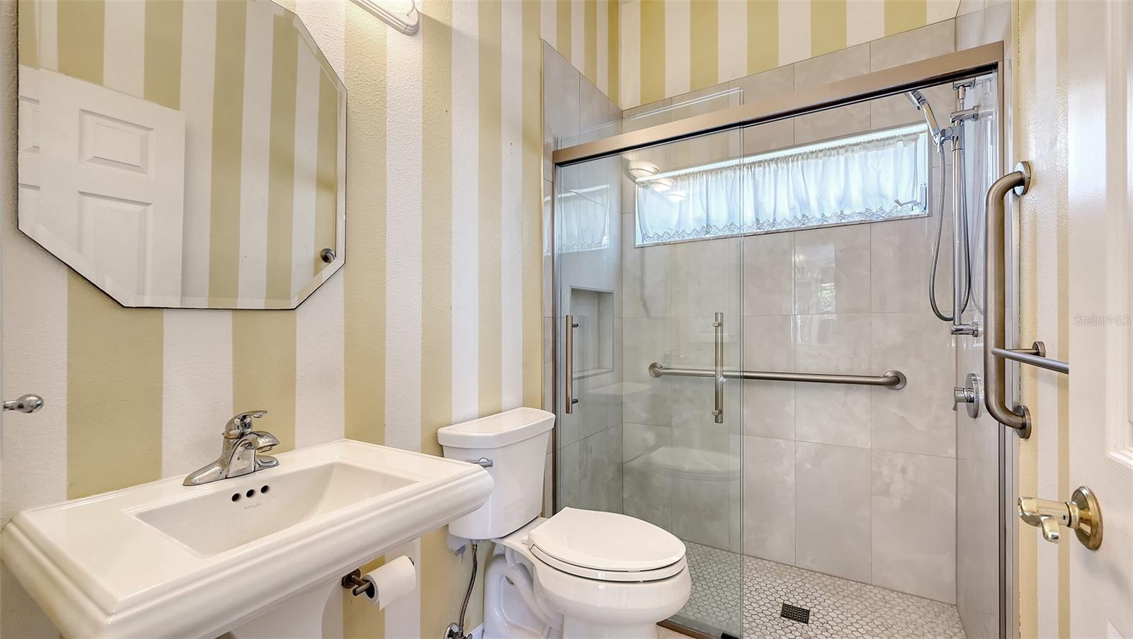 335 PARK TRACE BLVD — photo 29