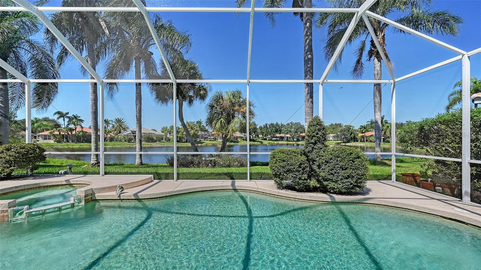 335 PARK TRACE BLVD — photo 3