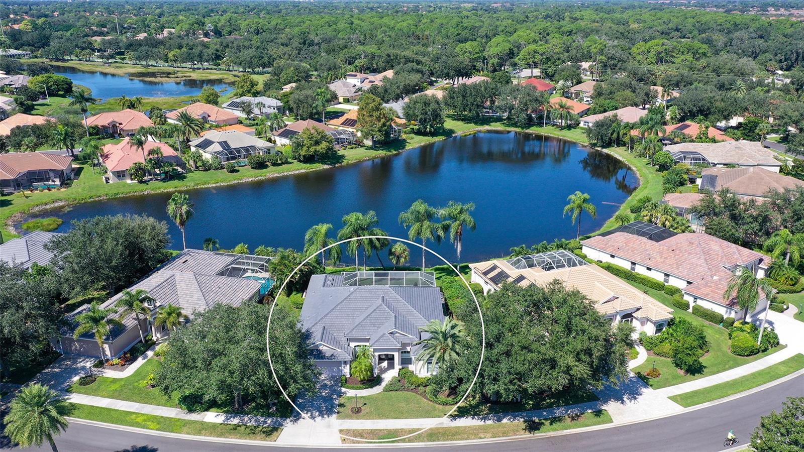 335 PARK TRACE BLVD — photo 41