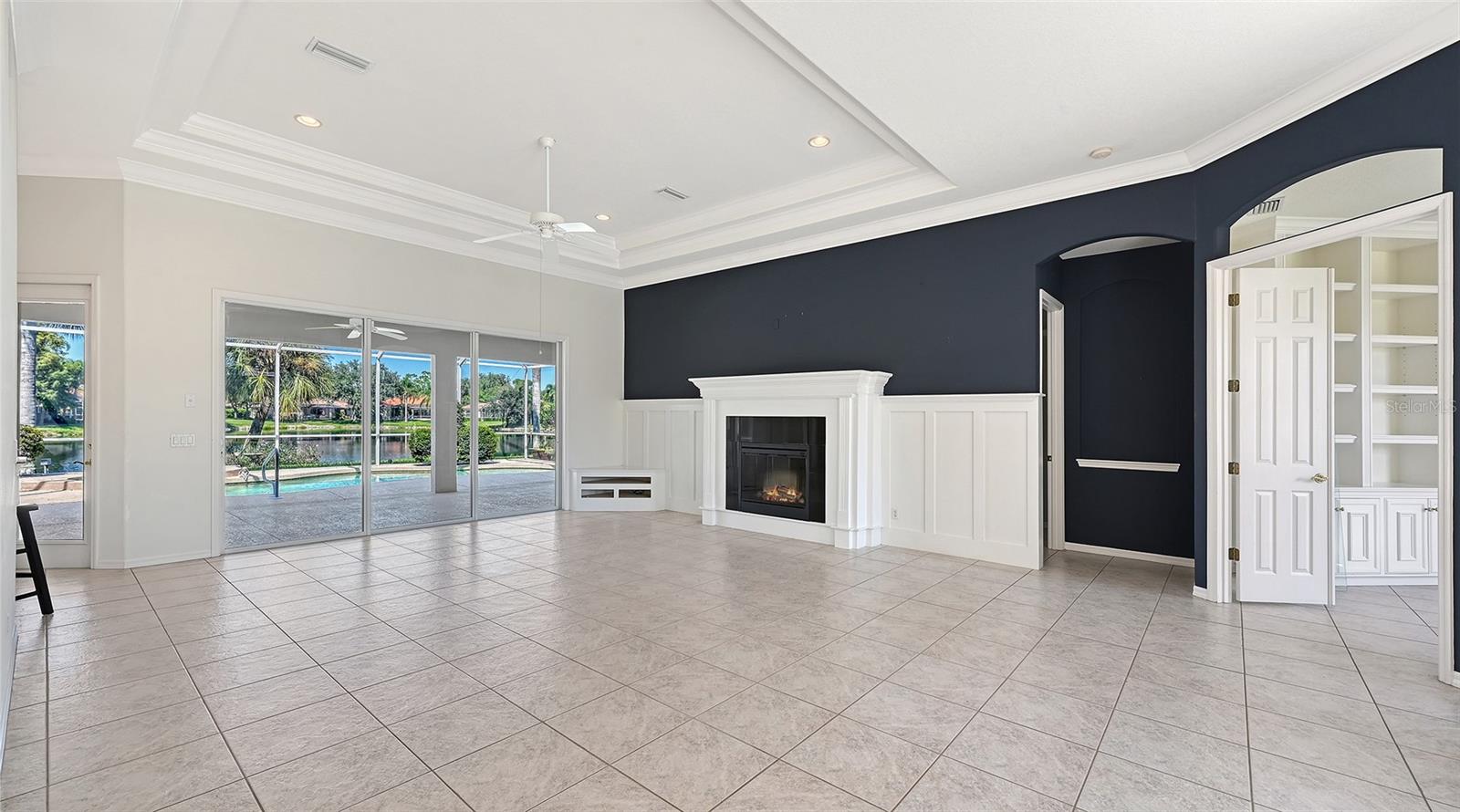 335 PARK TRACE BLVD — photo 12
