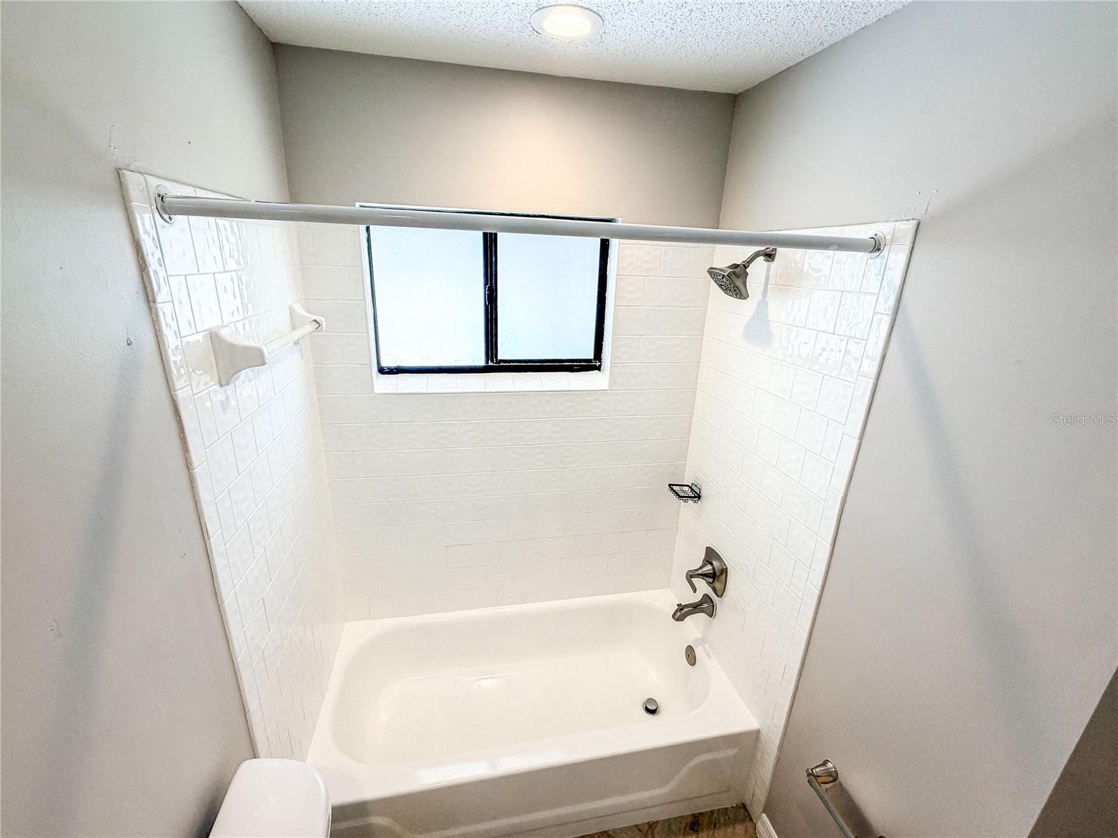 9542 PEBBLE GLEN AVE — photo 45