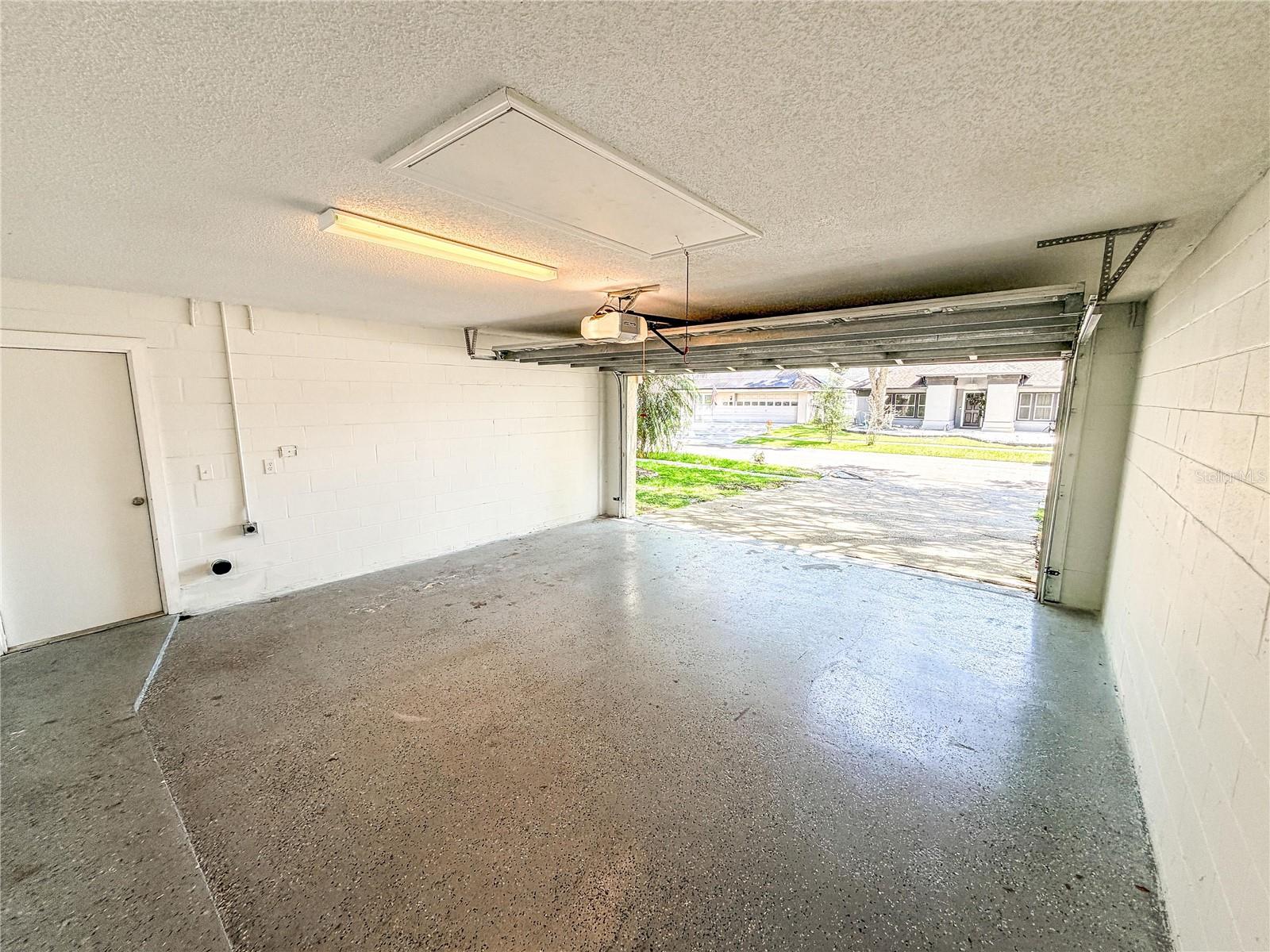 9542 PEBBLE GLEN AVE — photo 46
