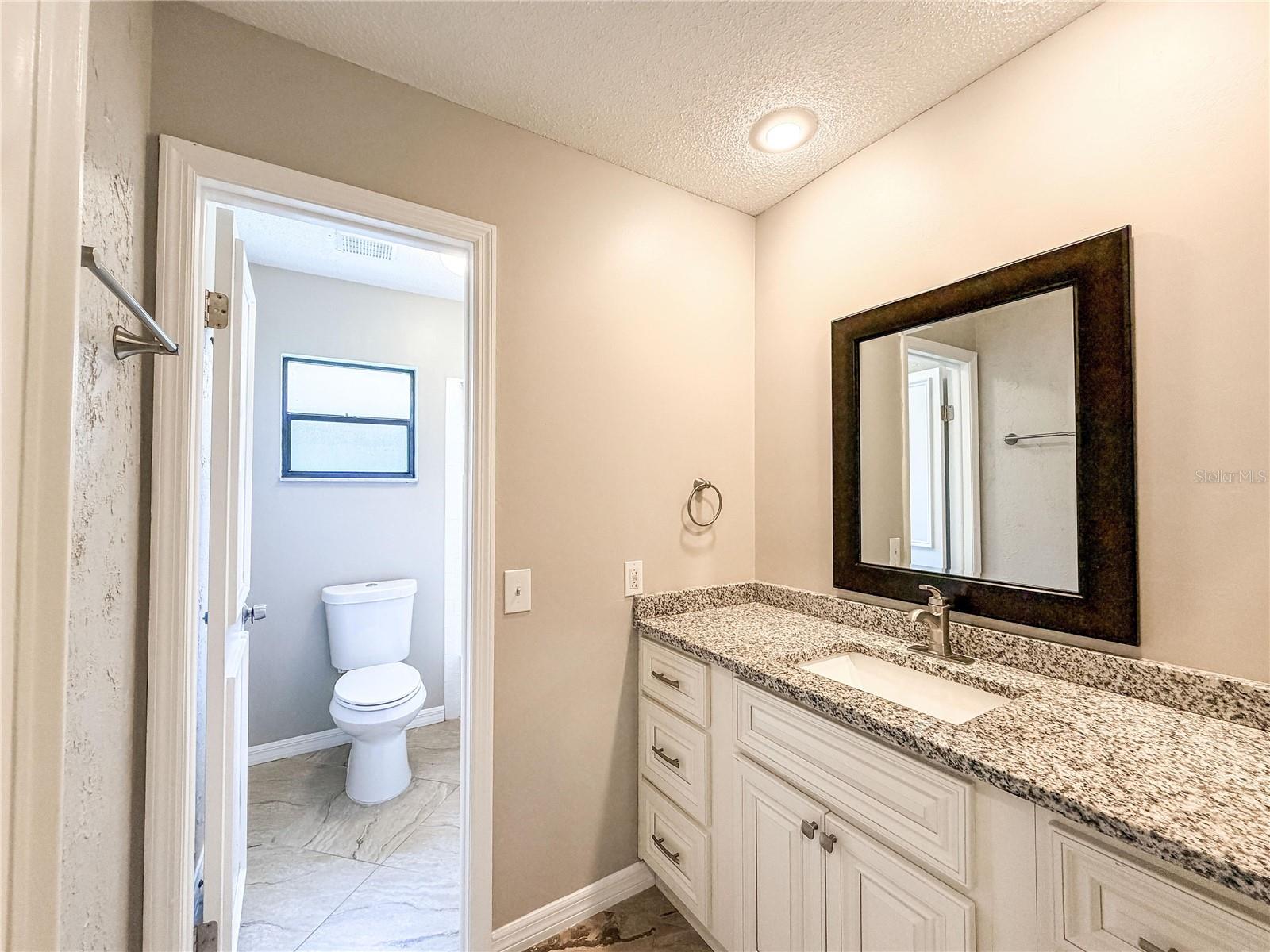 9542 PEBBLE GLEN AVE — photo 40