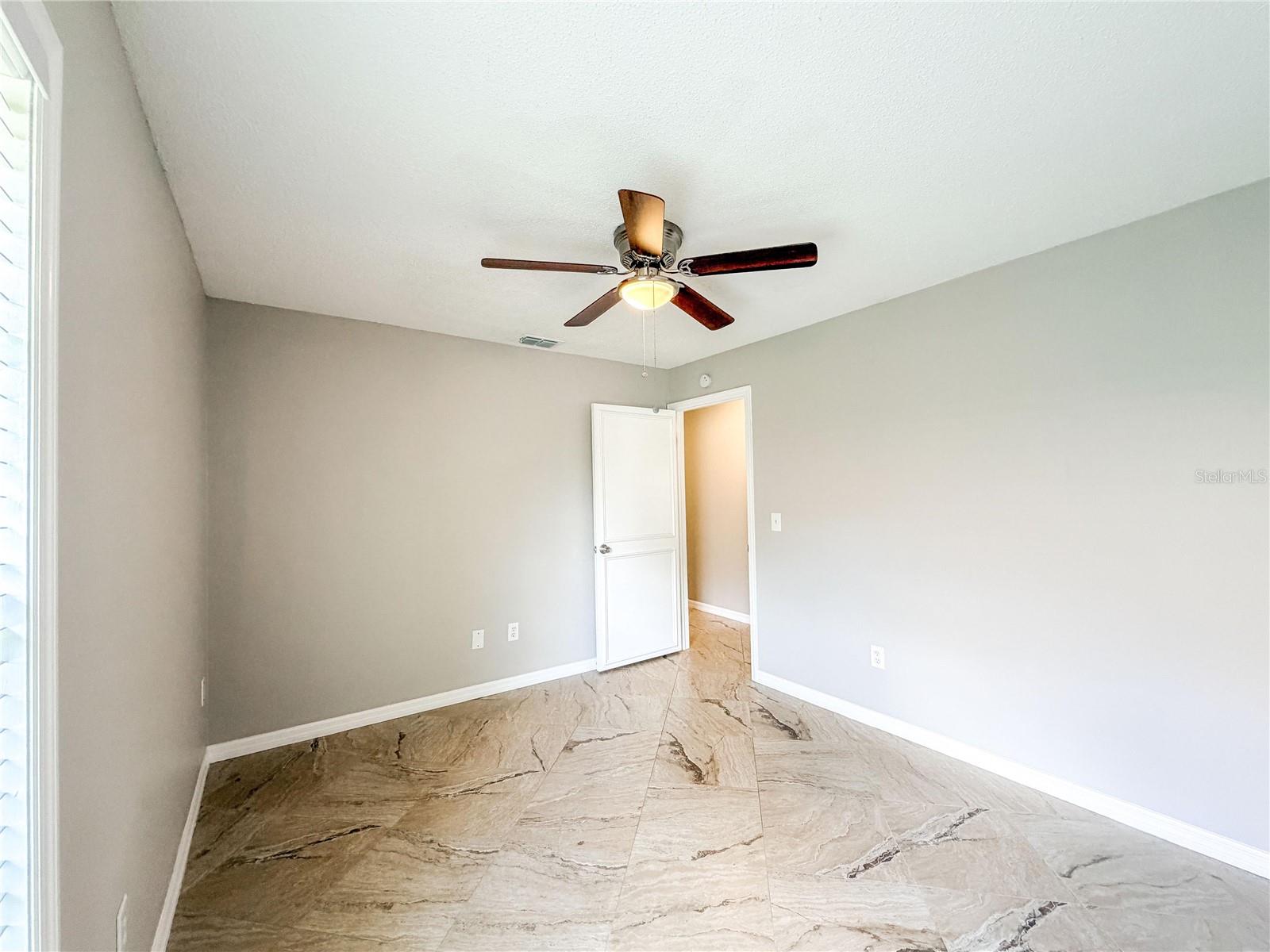 9542 PEBBLE GLEN AVE — photo 34