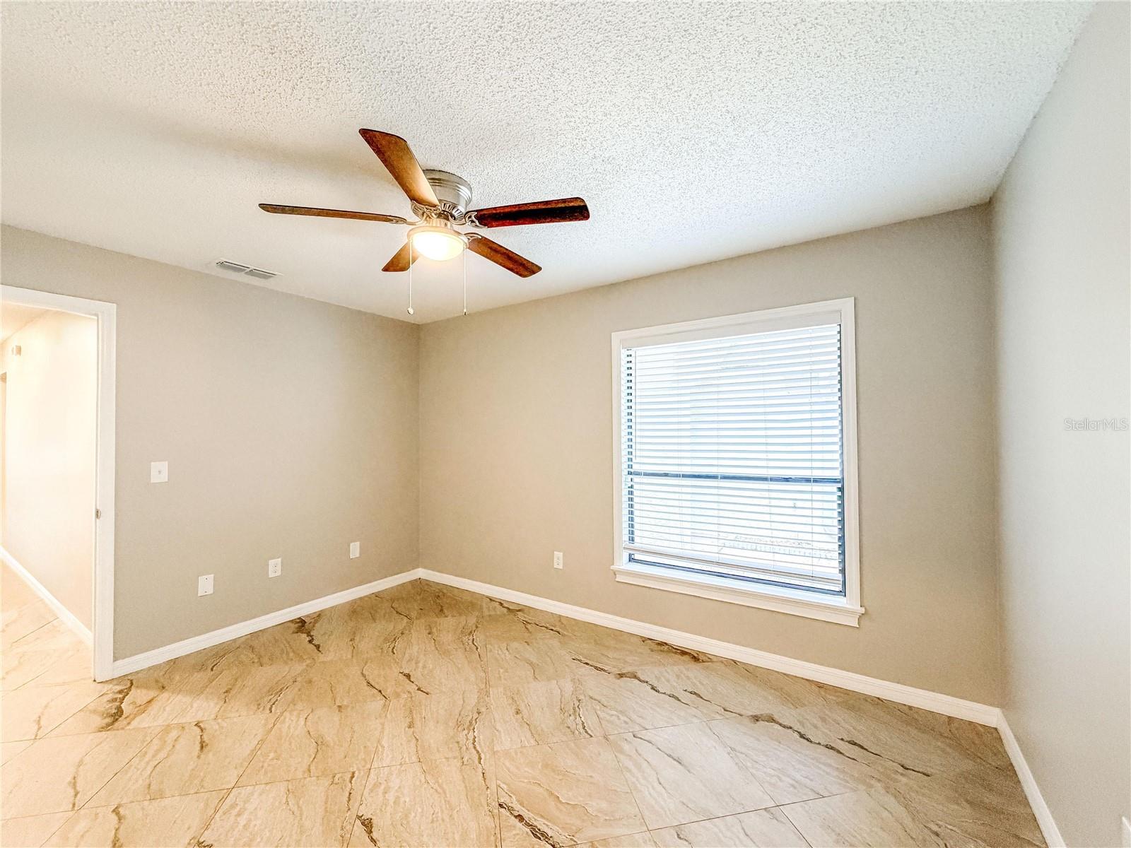 9542 PEBBLE GLEN AVE — photo 37