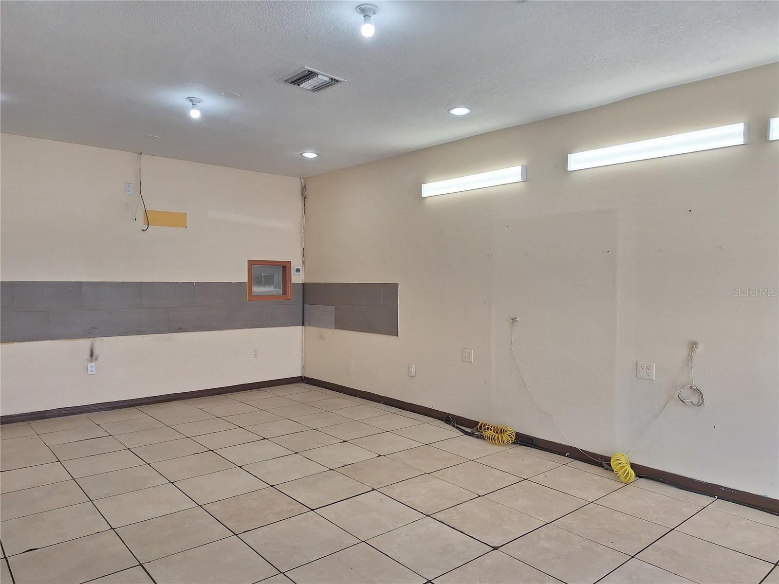 1402 E FLETCHER AVE #1426 — photo 7
