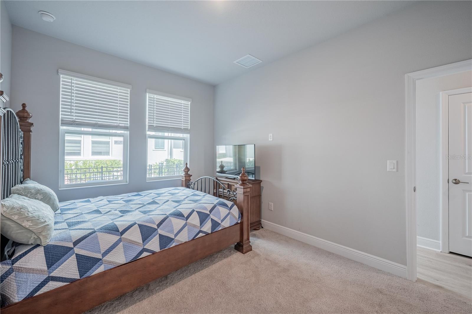 2400 EZZELL CT — photo 24