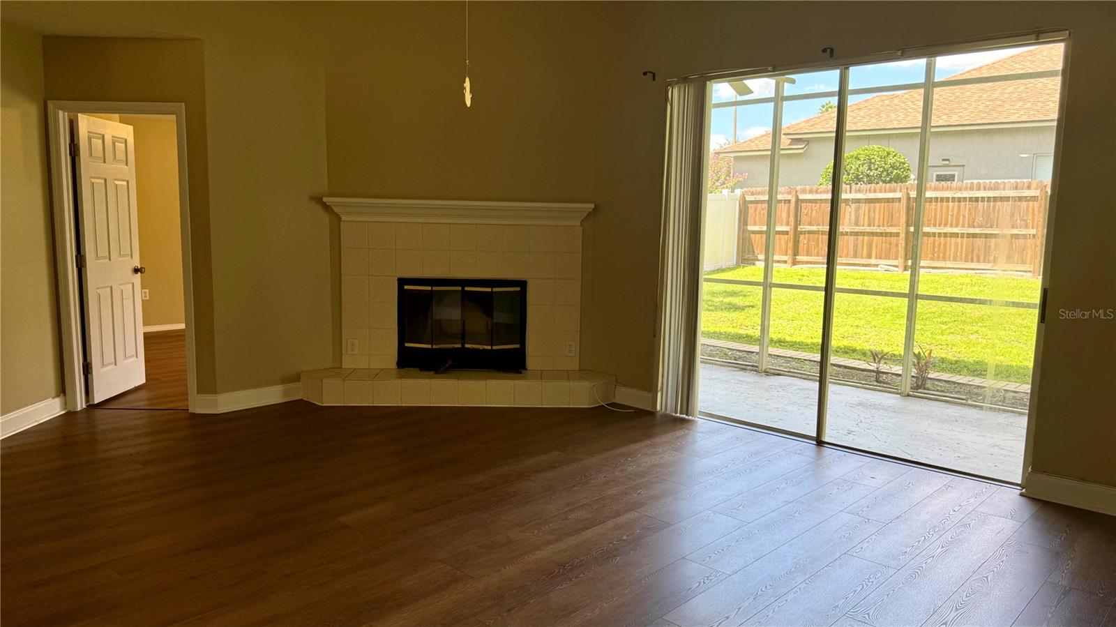 9917 COLONNADE DR — photo 17