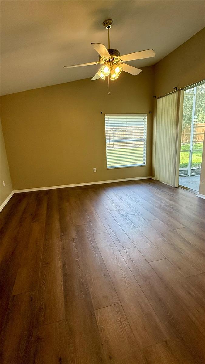 9917 COLONNADE DR — photo 19