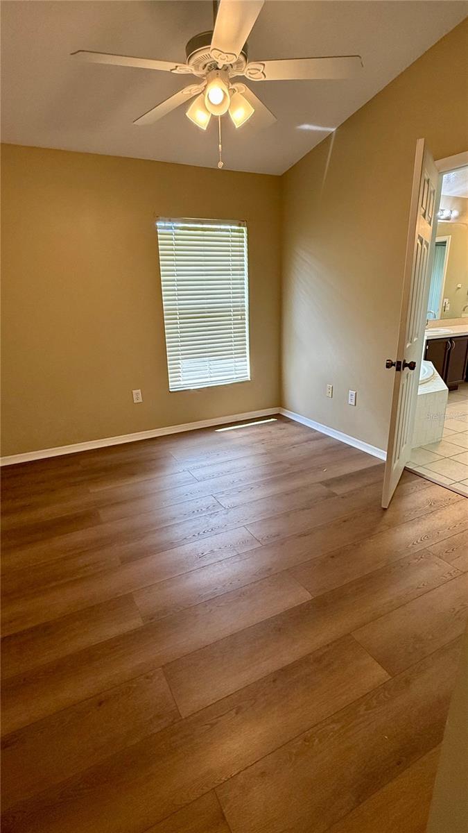 9917 COLONNADE DR — photo 26