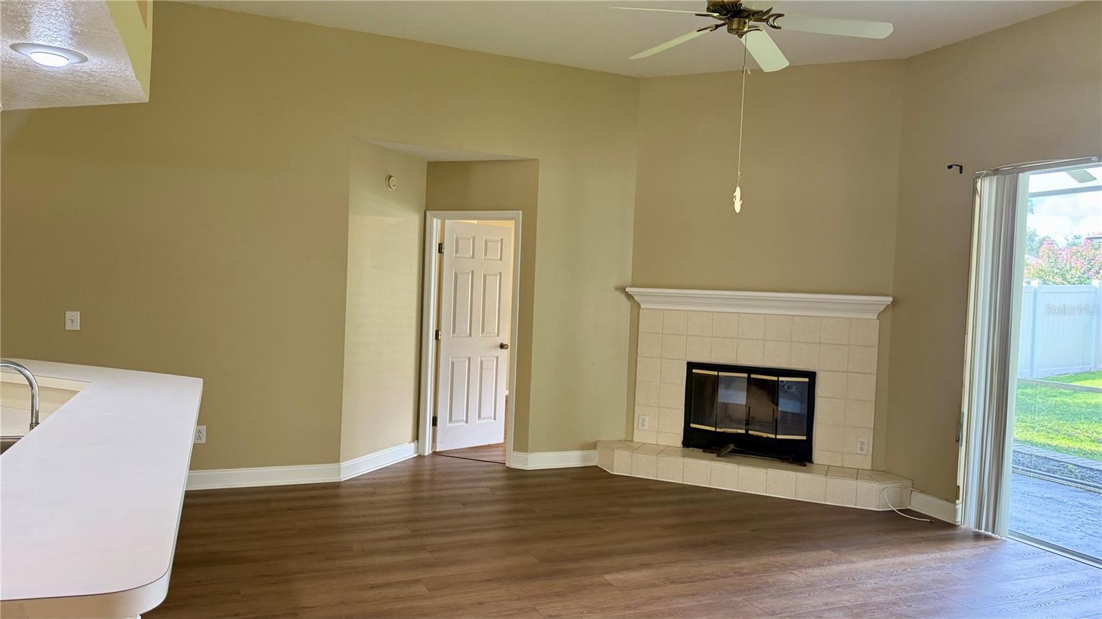 9917 COLONNADE DR — photo 18