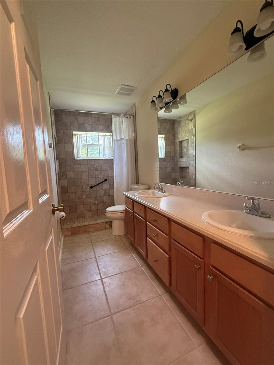 1978 WOOTEN RD — photo 29