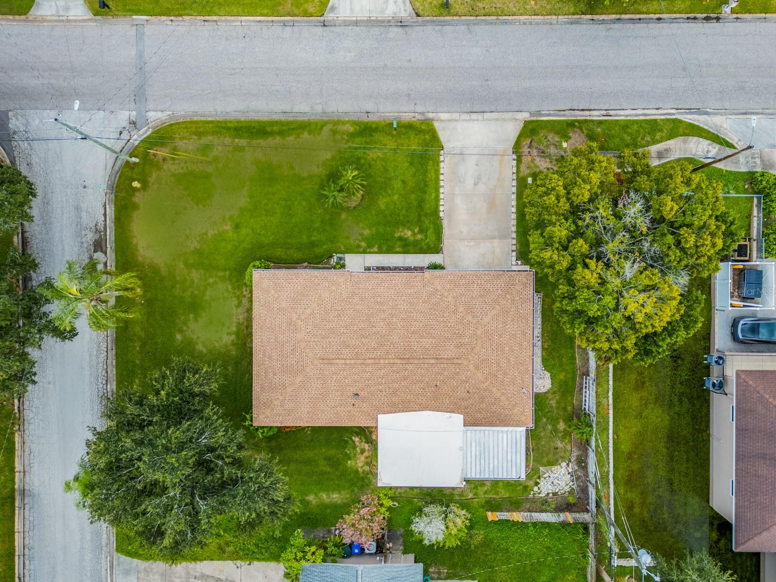 63 NICHOLAS DR — photo 32