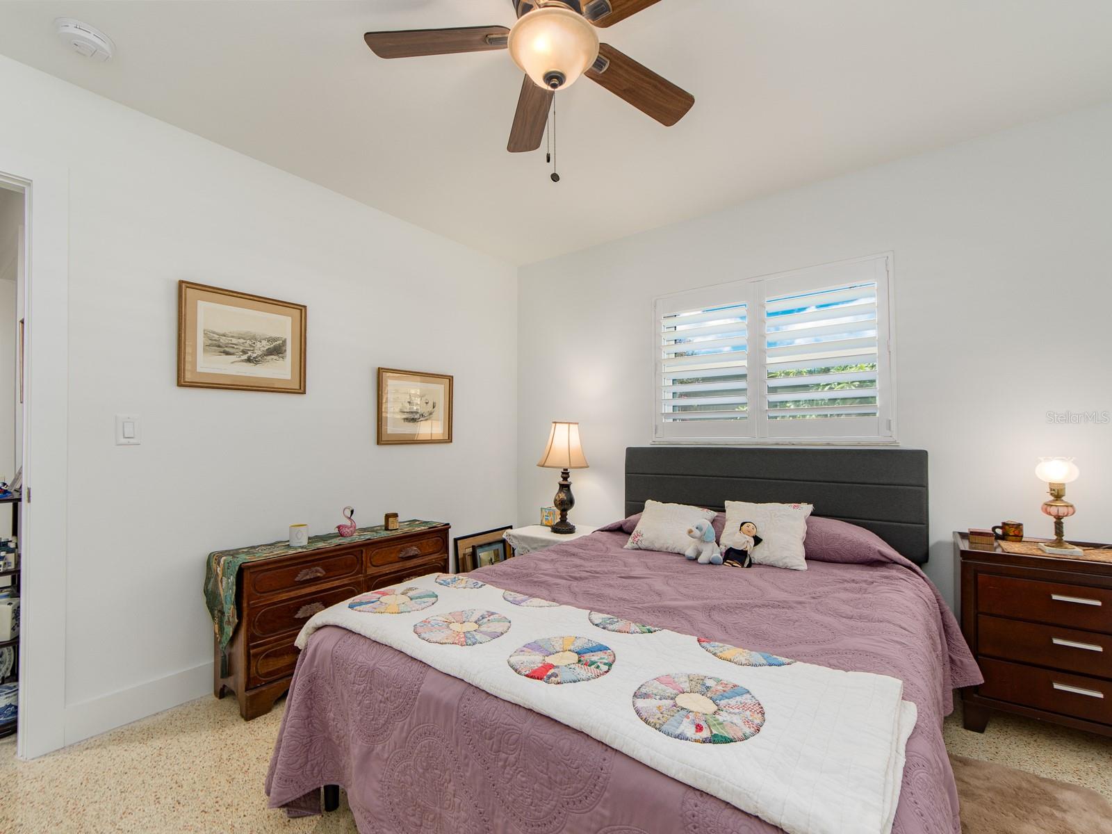 63 NICHOLAS DR — photo 24