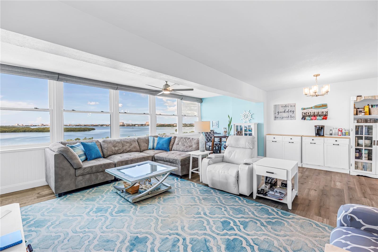 7200 SUNSHINE SKYWAY LN S #8B — photo 4