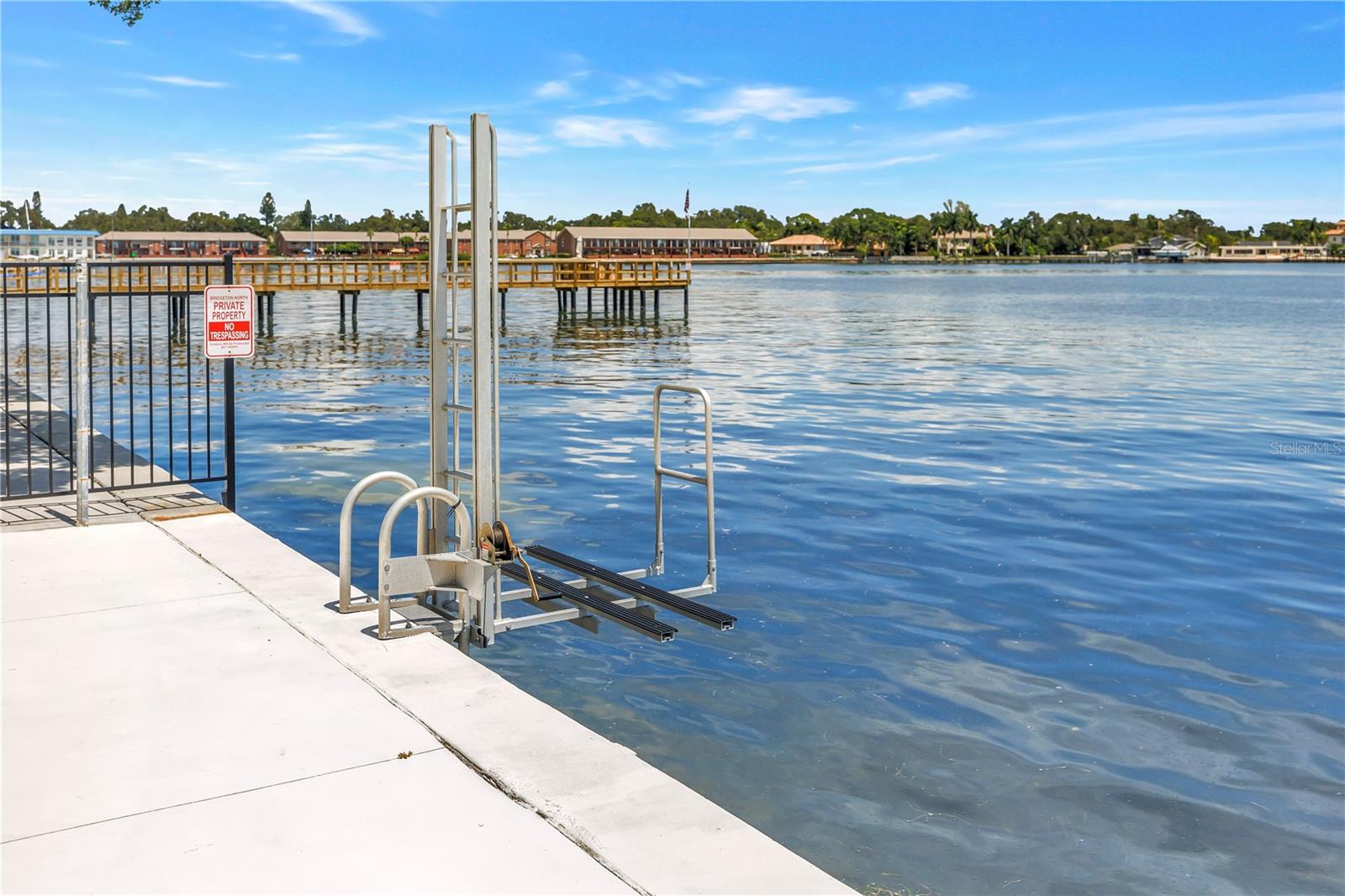 7200 SUNSHINE SKYWAY LN S #8B — photo 36