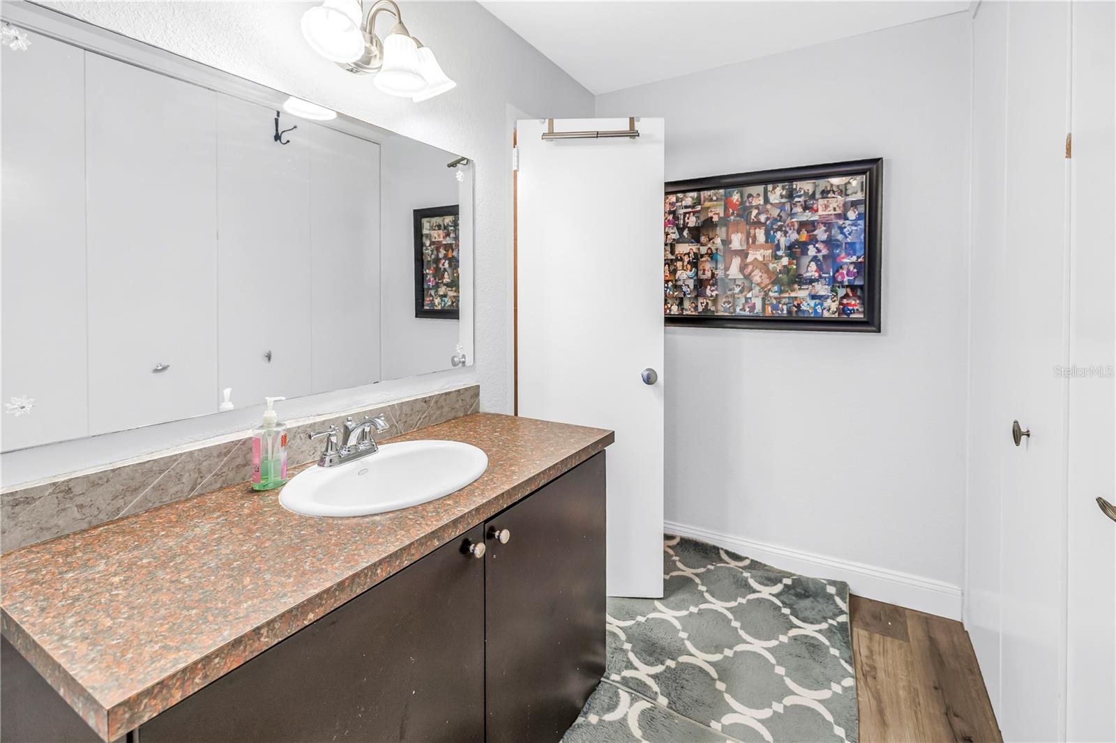 7200 SUNSHINE SKYWAY LN S #8B — photo 25