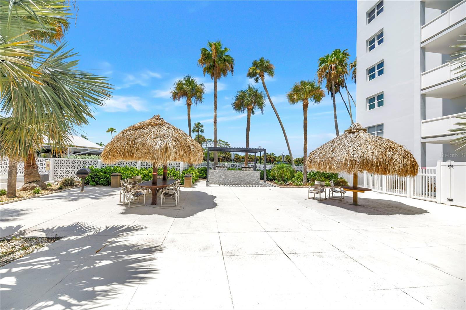 7200 SUNSHINE SKYWAY LN S #8B — photo 42