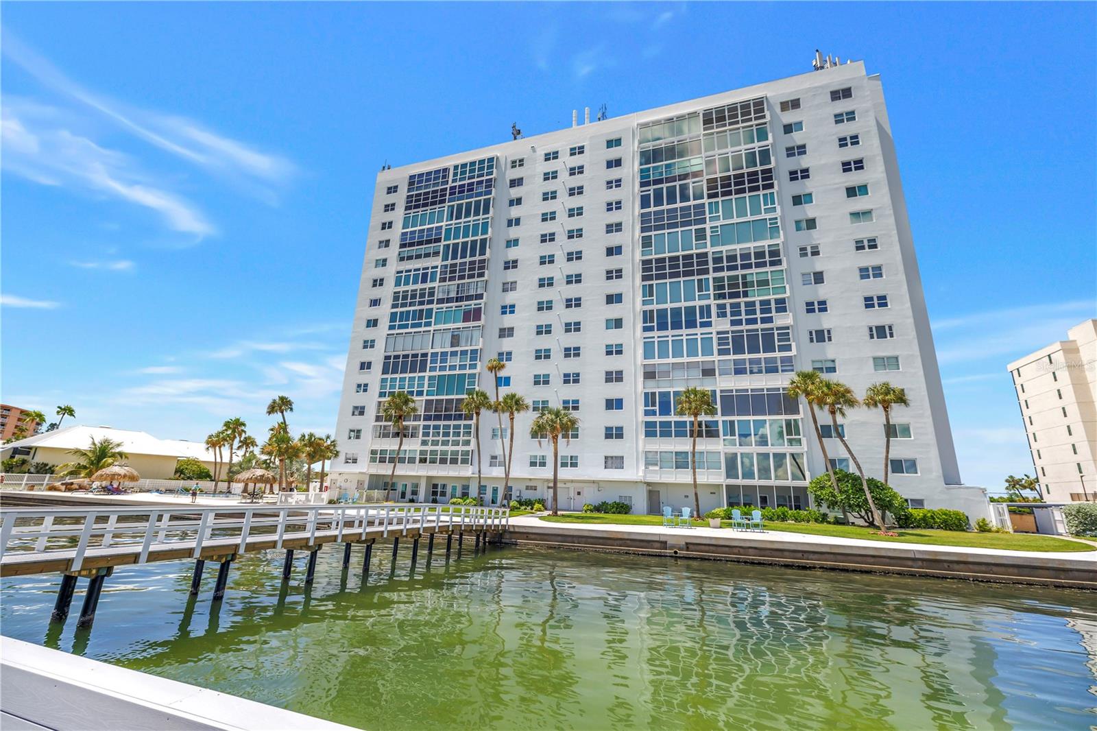 7200 SUNSHINE SKYWAY LN S #8B — photo 41