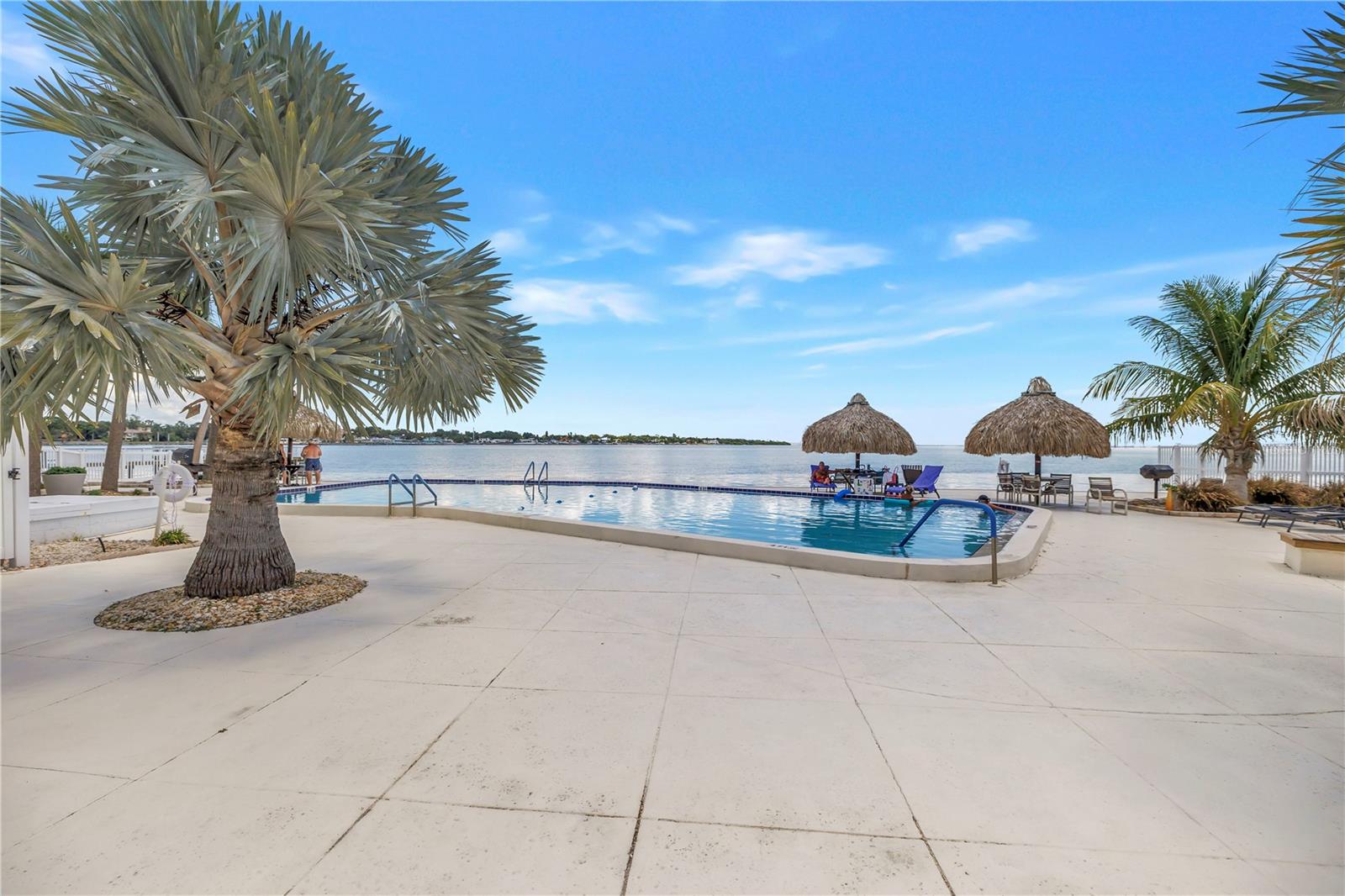7200 SUNSHINE SKYWAY LN S #8B — photo 45