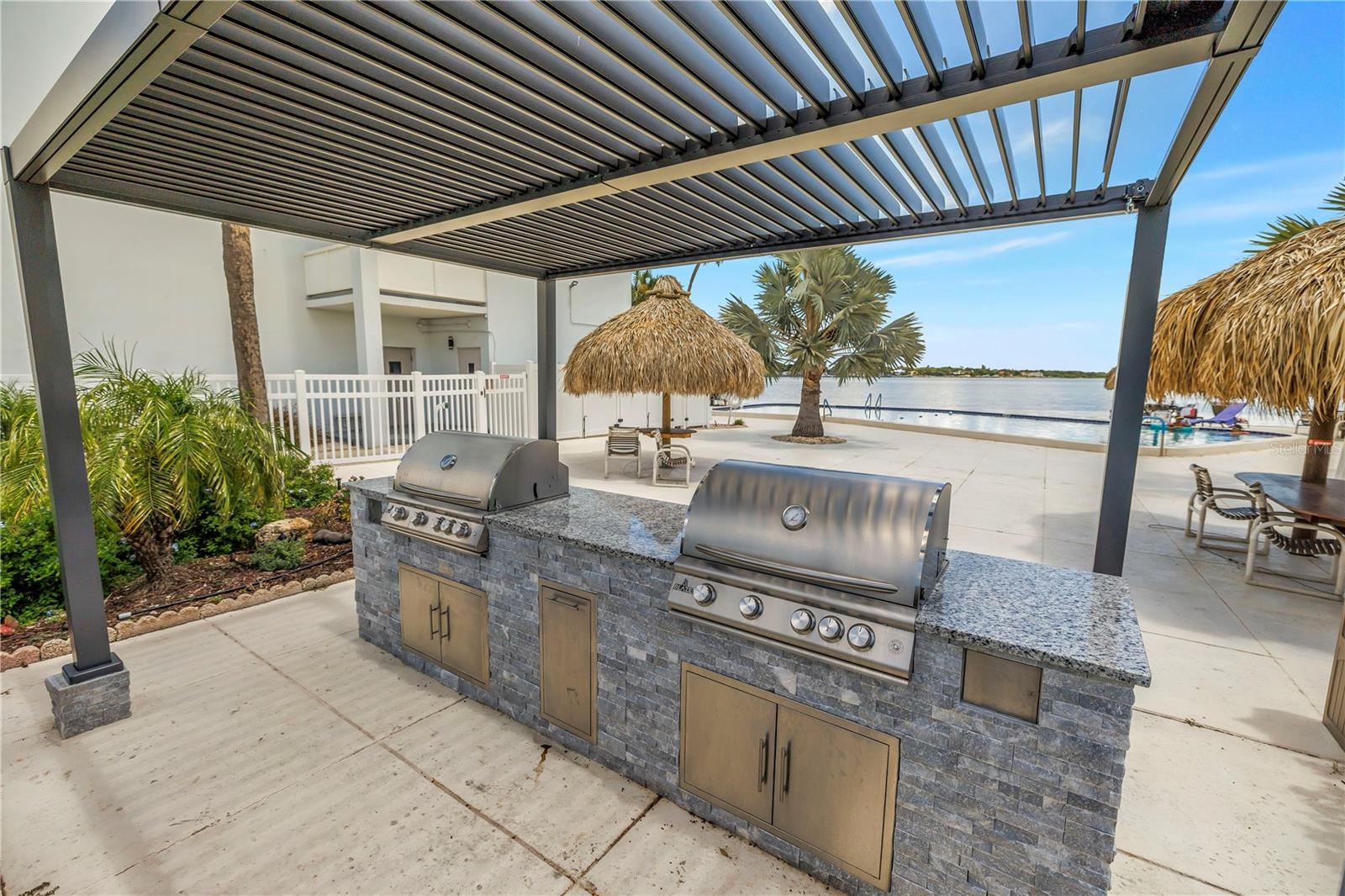 7200 SUNSHINE SKYWAY LN S #8B — photo 44