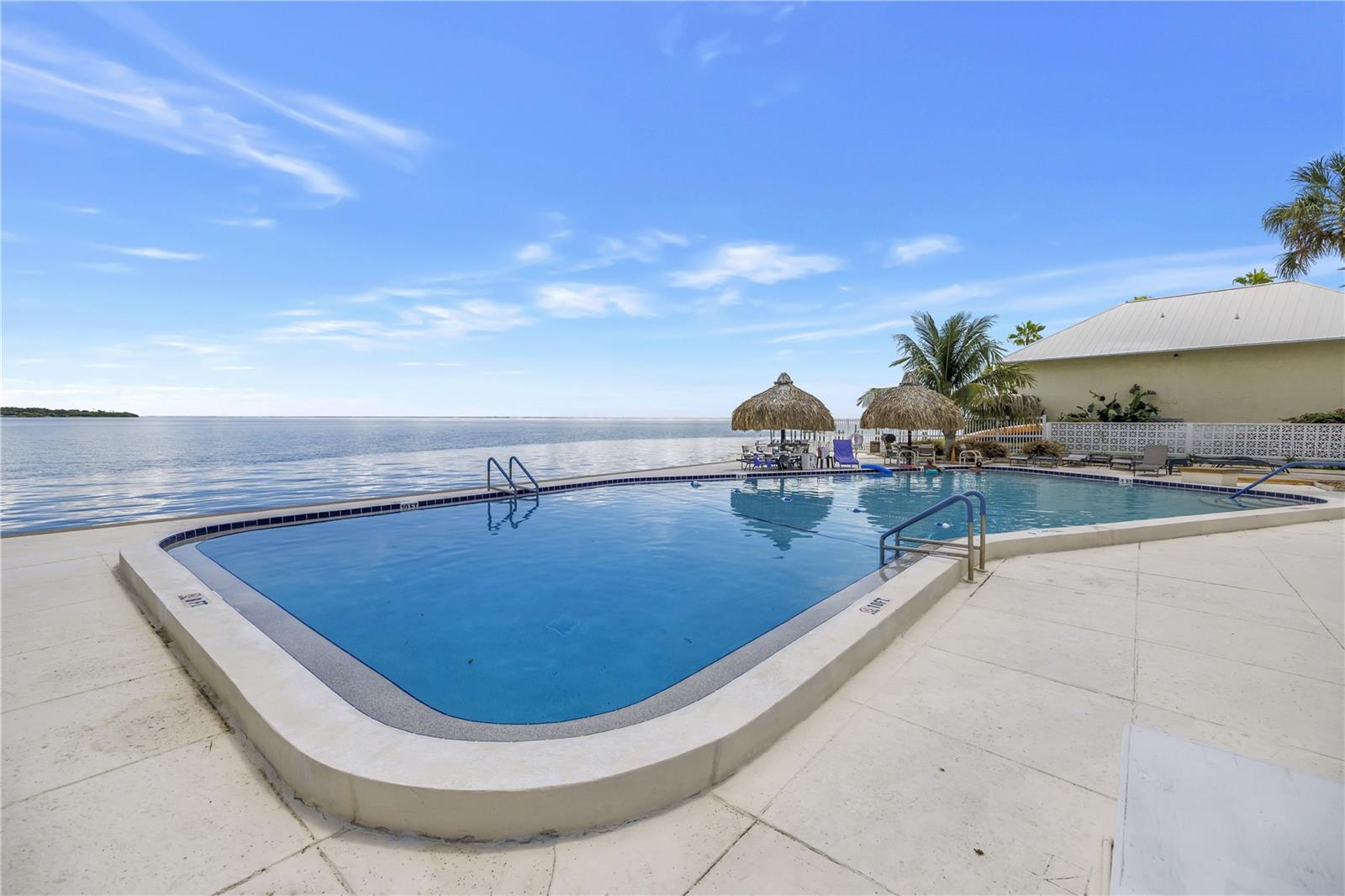 7200 SUNSHINE SKYWAY LN S #8B — photo 46