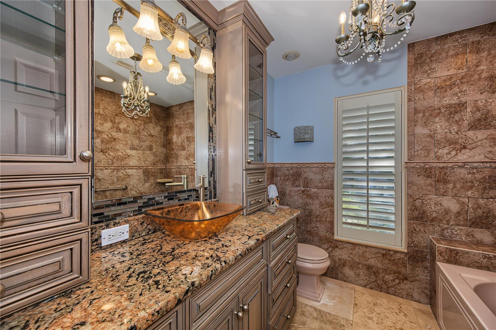 2233 PINNACLE CIR S — photo 17